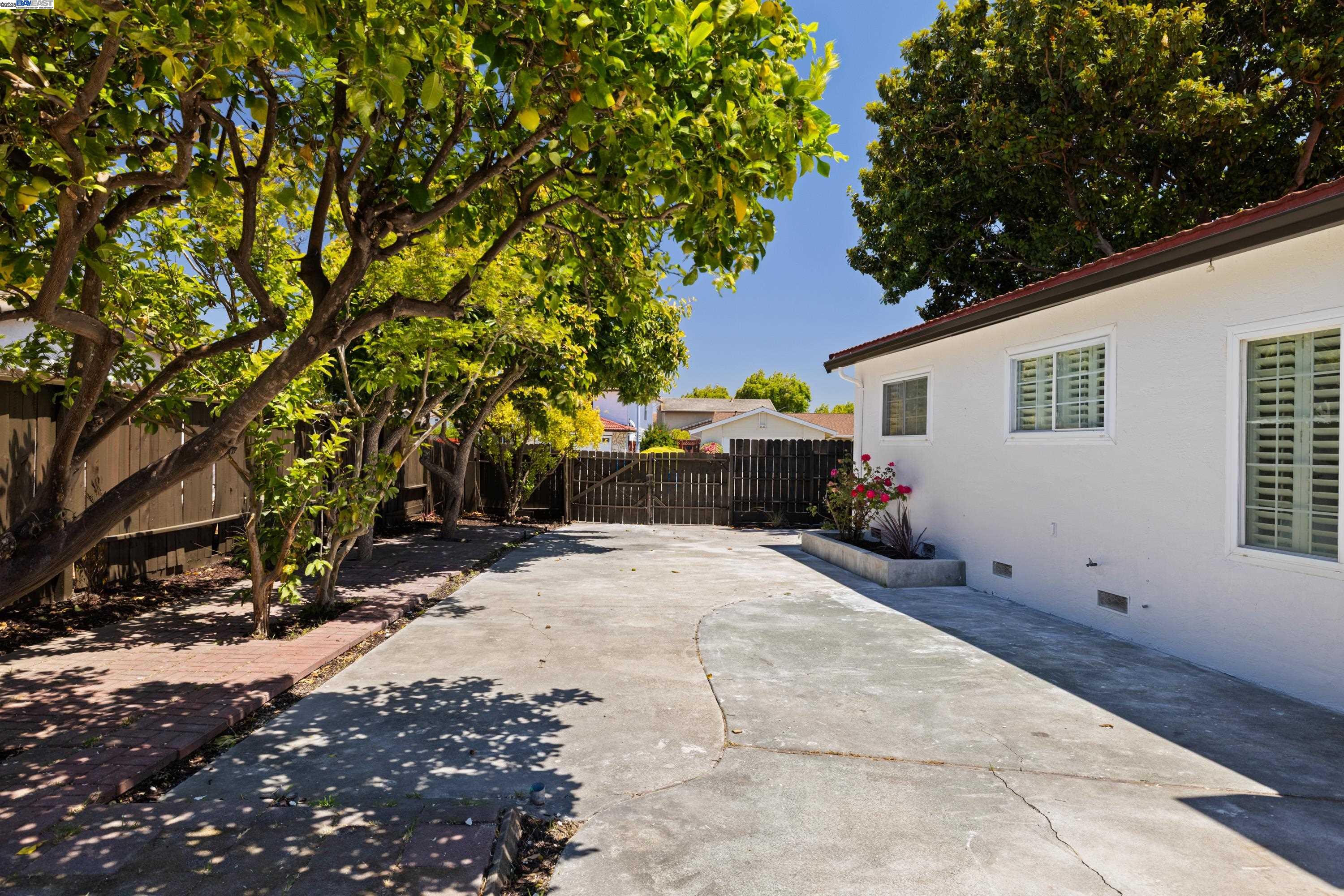 4501 Alice Way