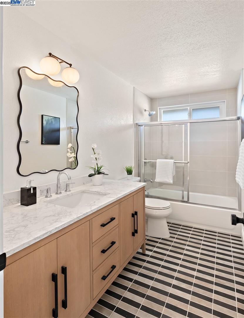 47267 Yucatan Dr