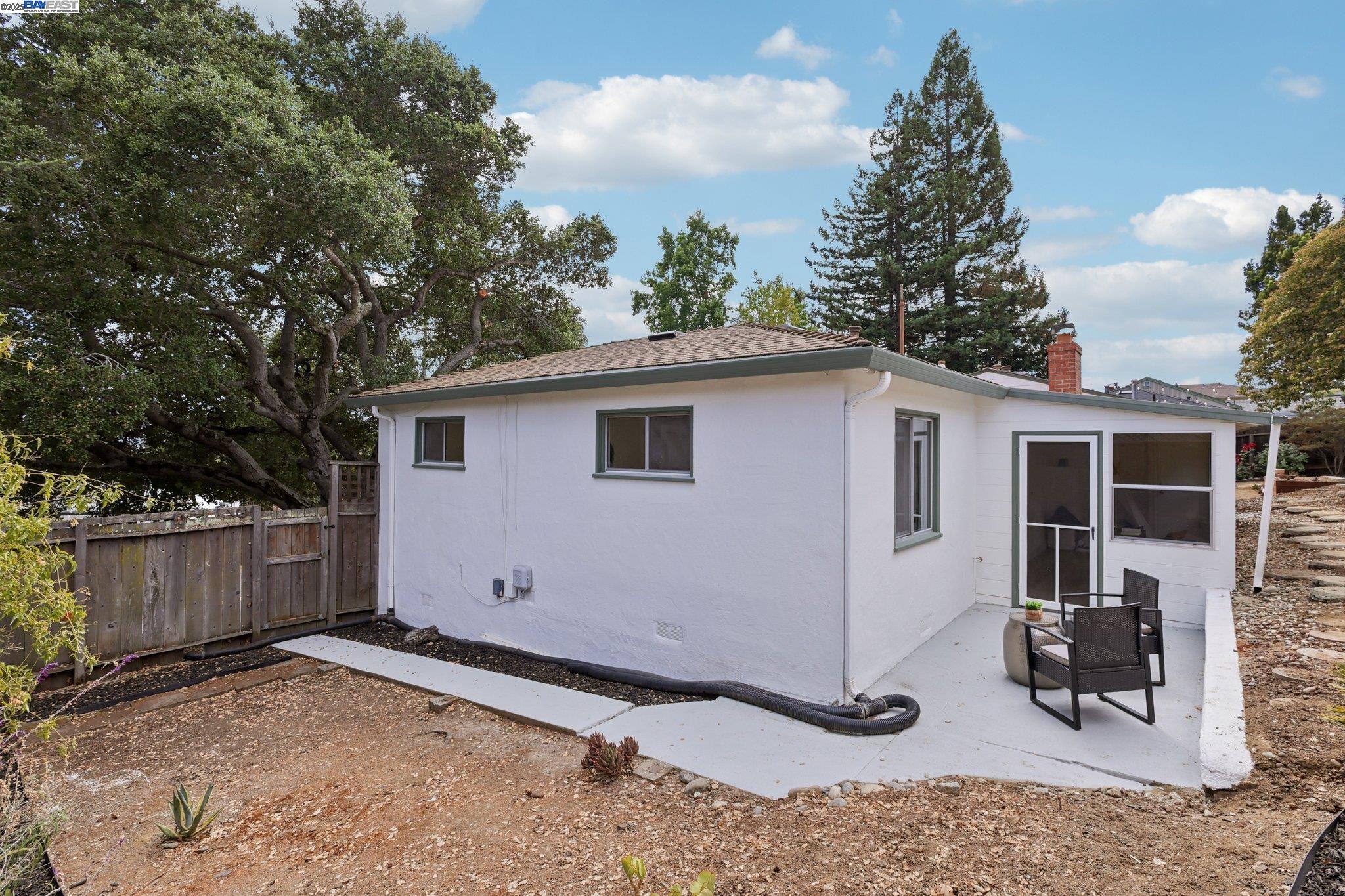 4866 Seven Hills Rd