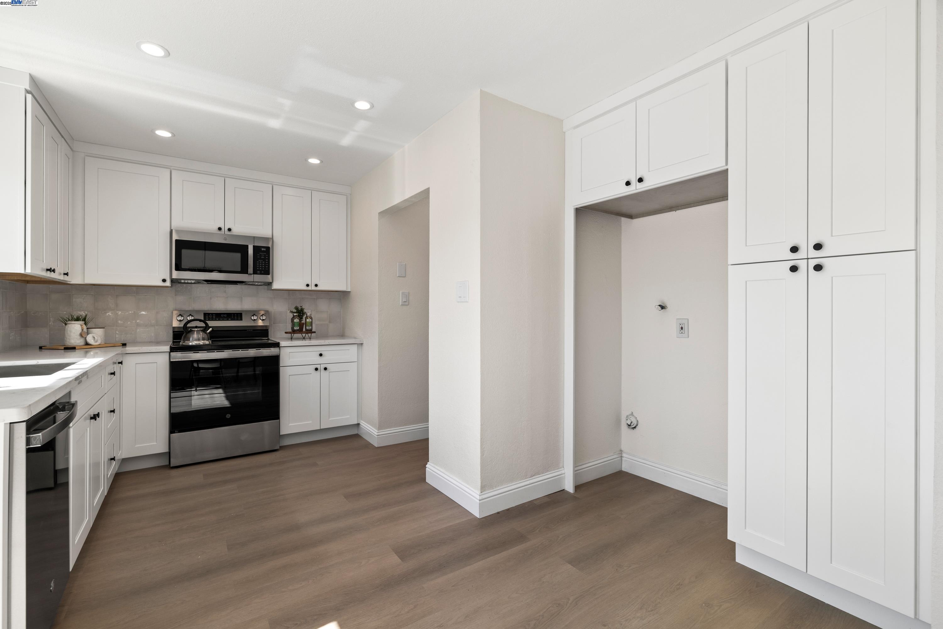 27801 Del Norte Ct