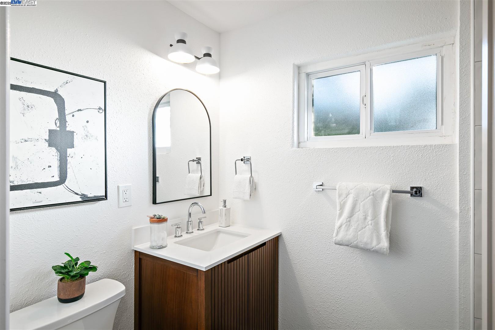 105 Visa Ct
