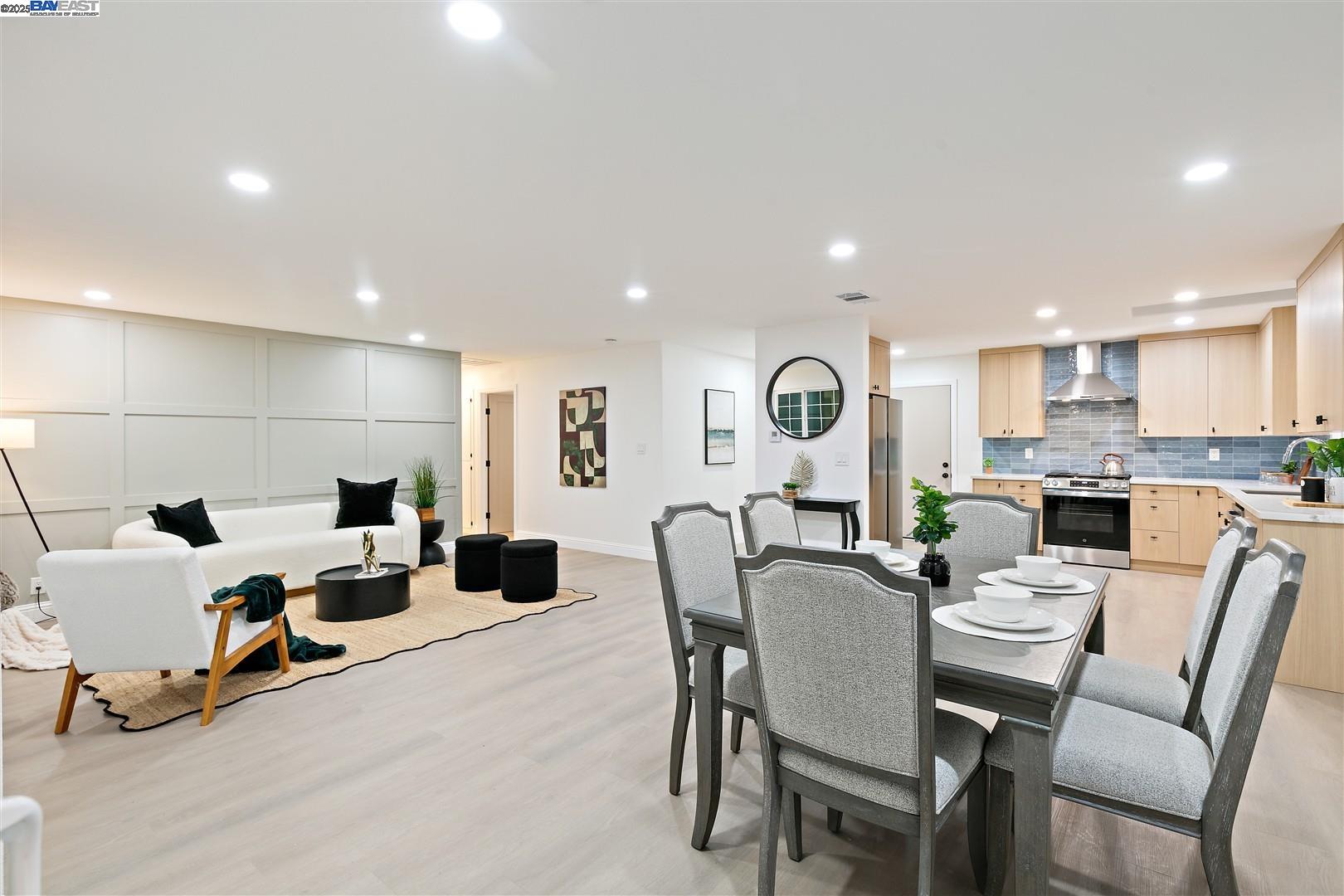 105 Visa Ct