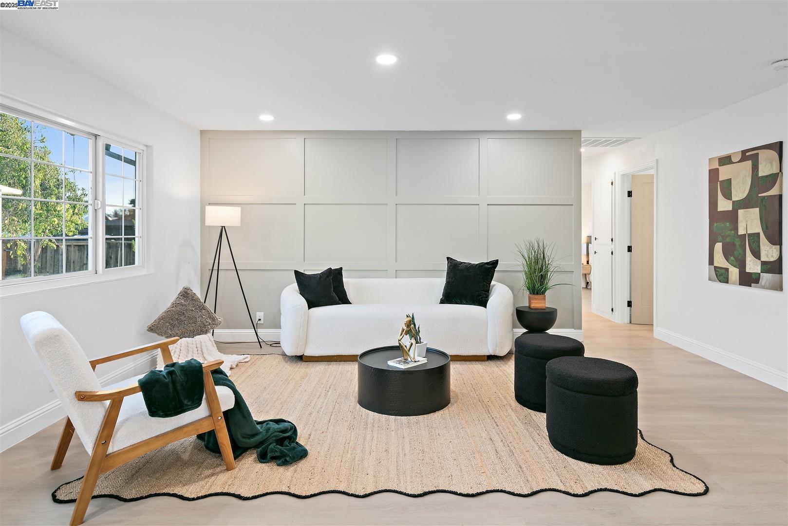 105 Visa Ct