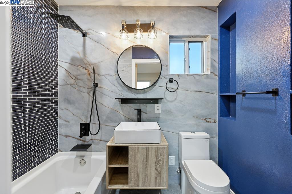 35856 Adobe Dr, Fremont