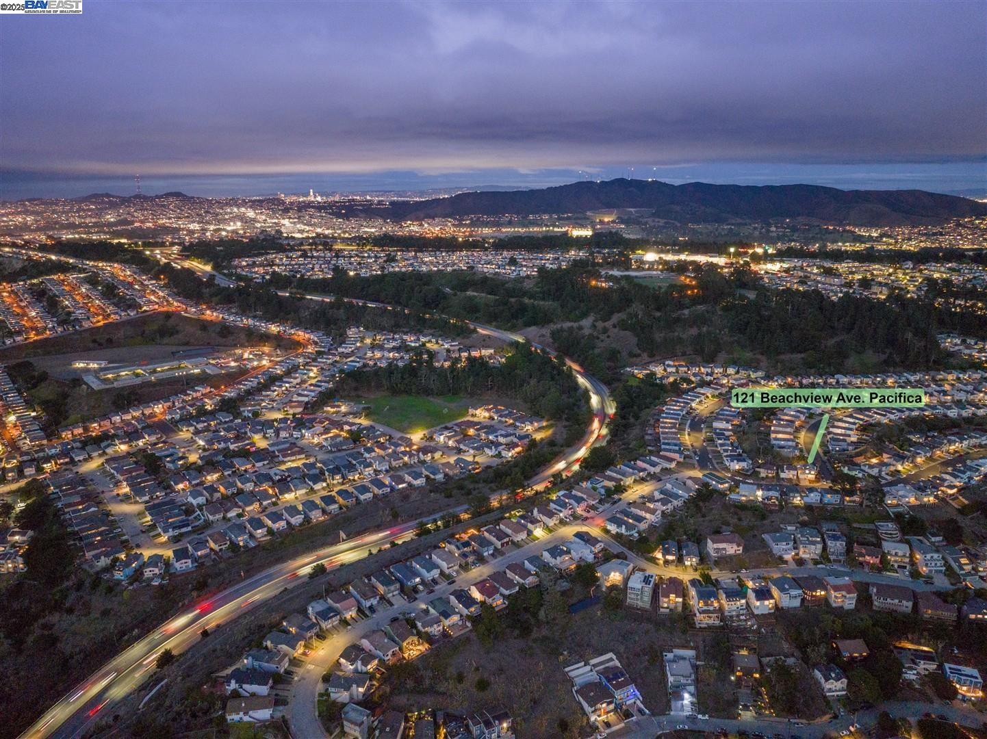 121 Beachview Ave