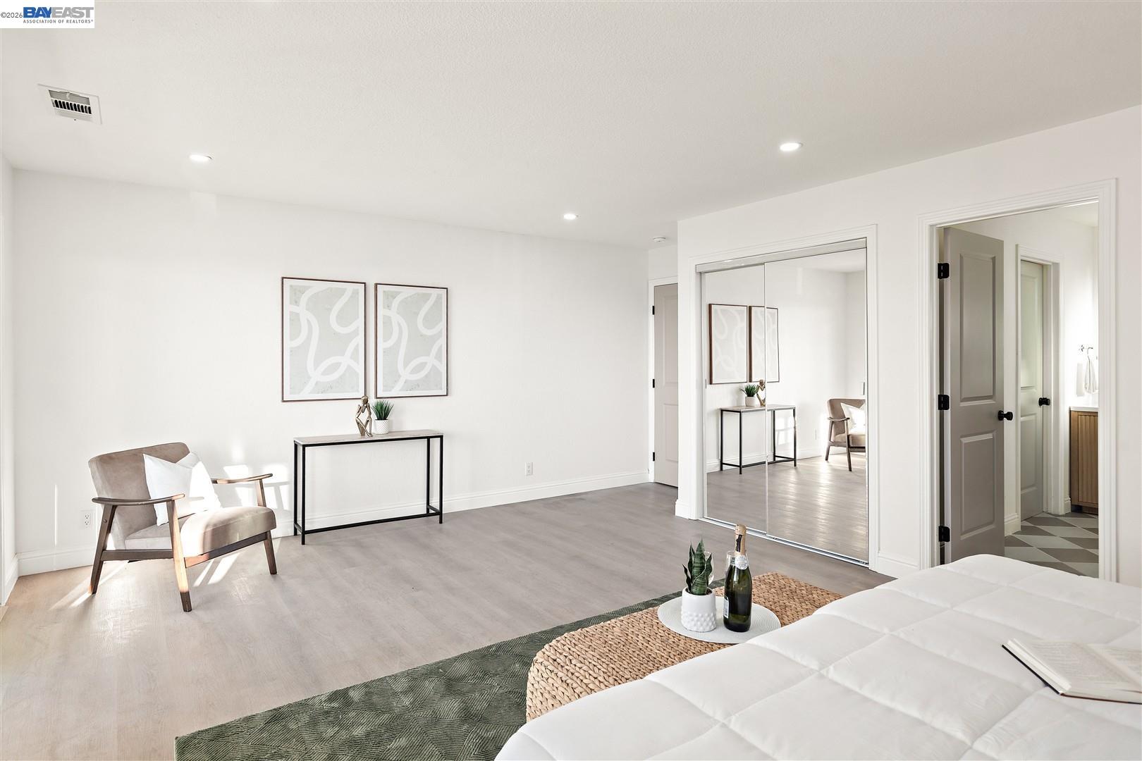 3531 La Mesa Dr