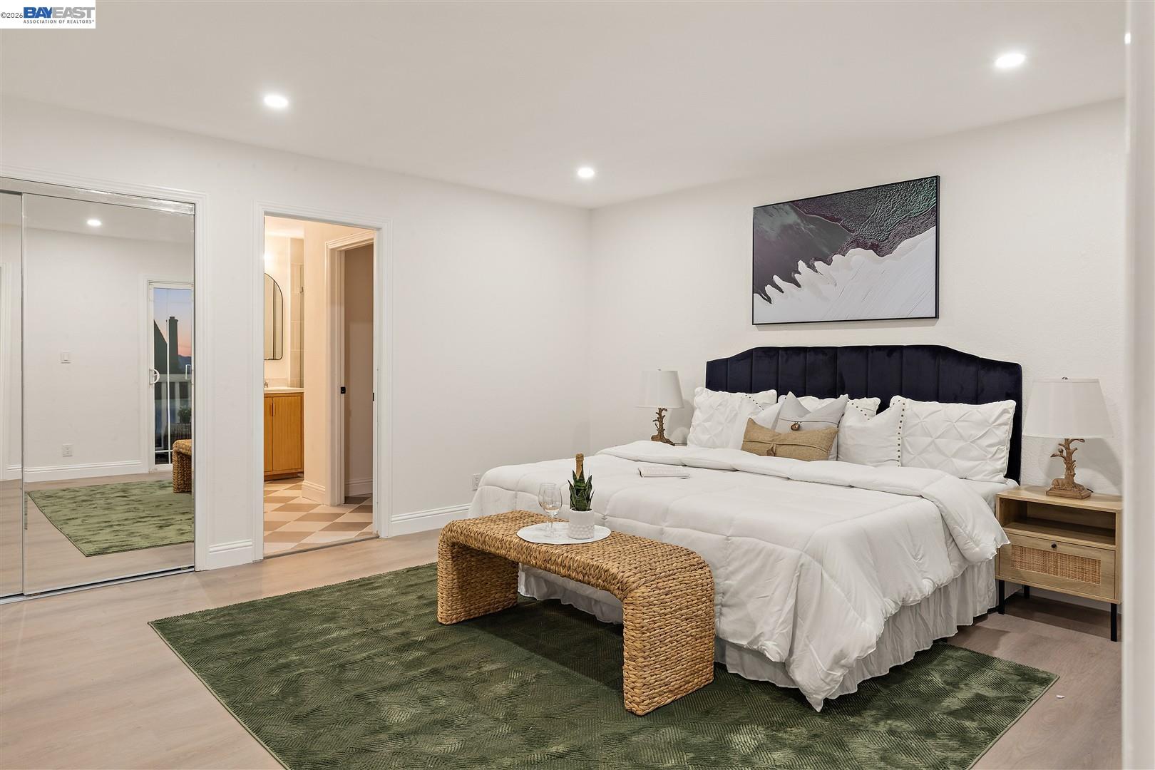 3531 La Mesa Dr
