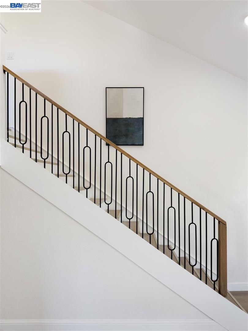 3531 La Mesa Dr