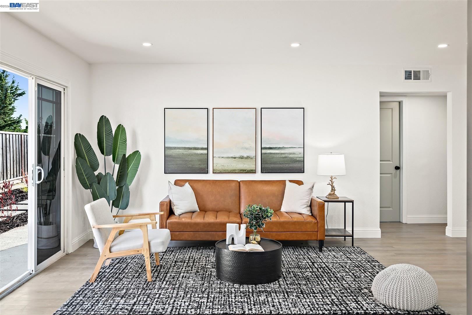 3531 La Mesa Dr