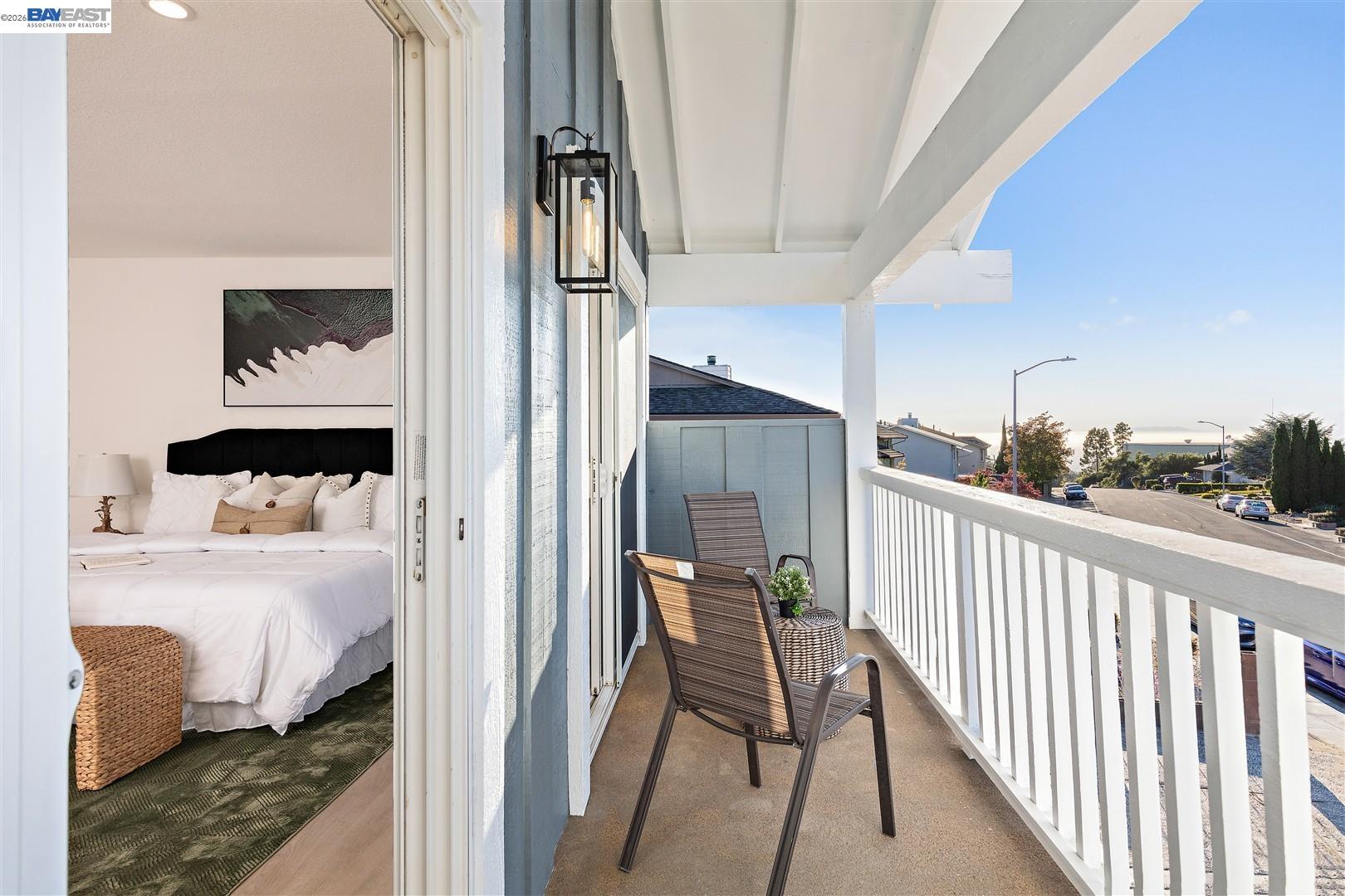 3531 La Mesa Dr
