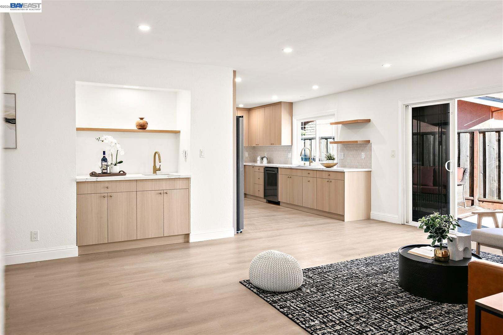 3531 La Mesa Dr