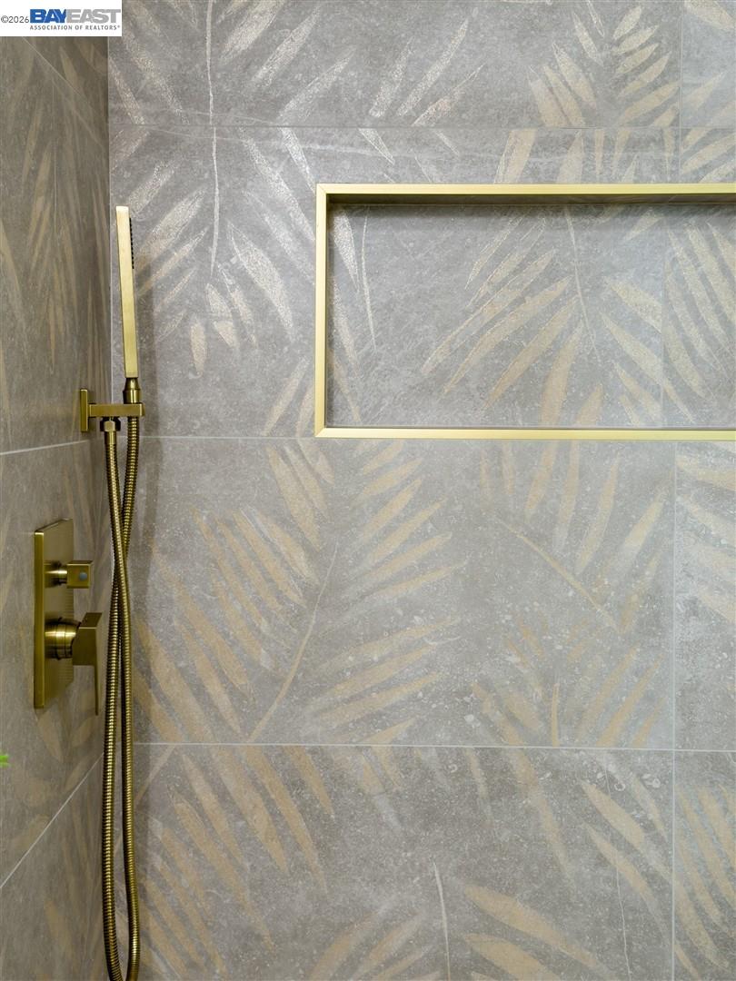 38343 Canyon Heights Dr