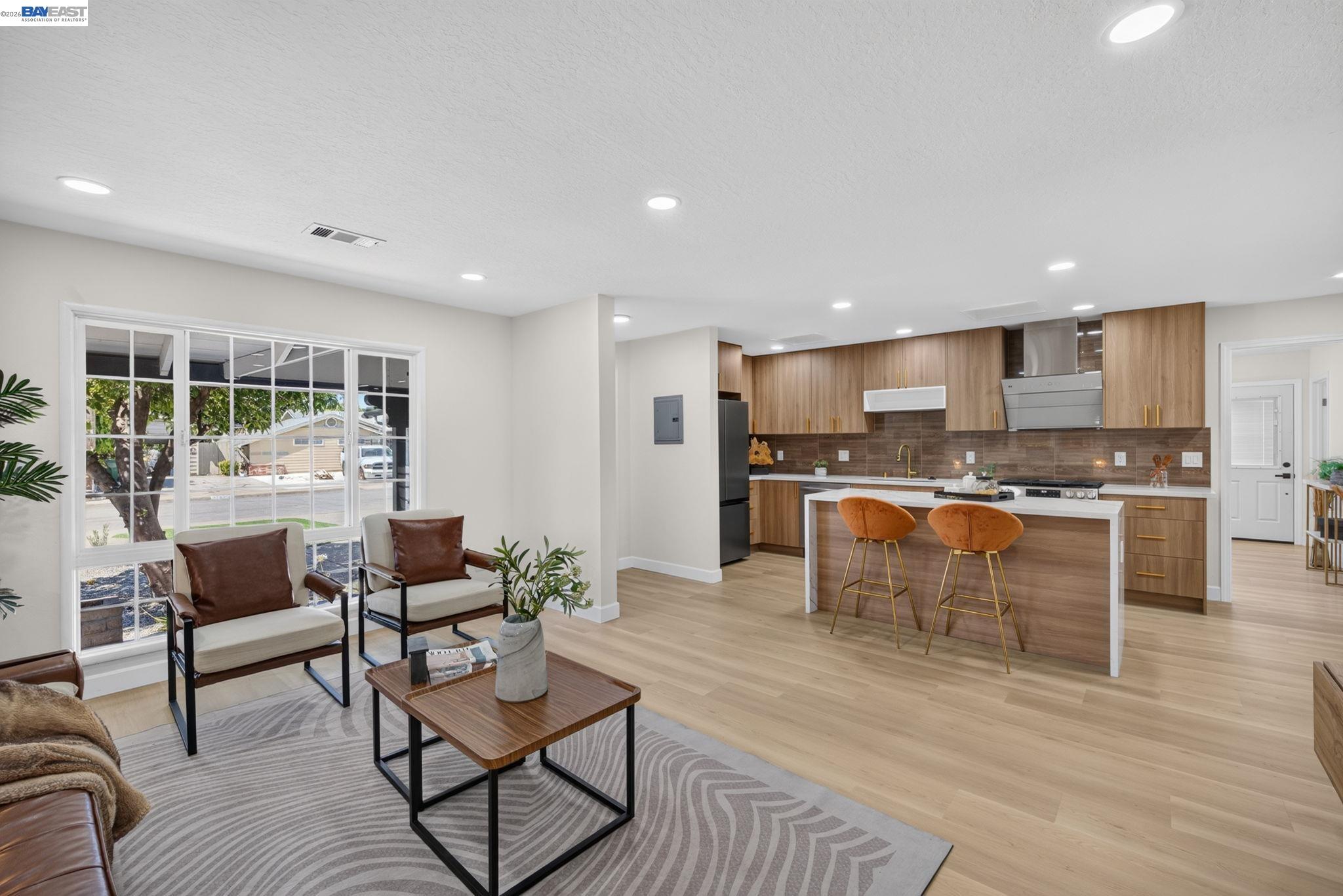 3764 Howe Ct