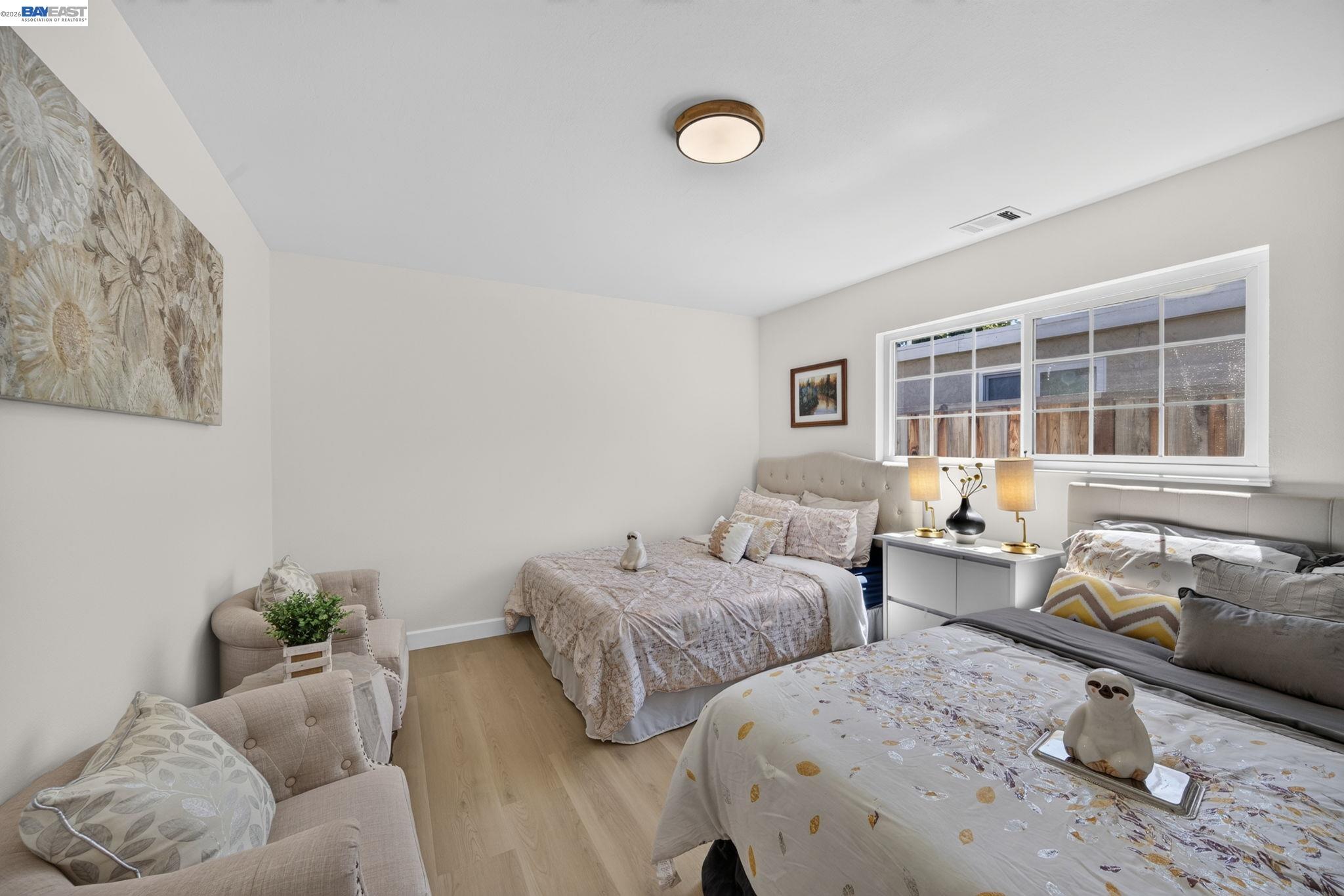 3764 Howe Ct
