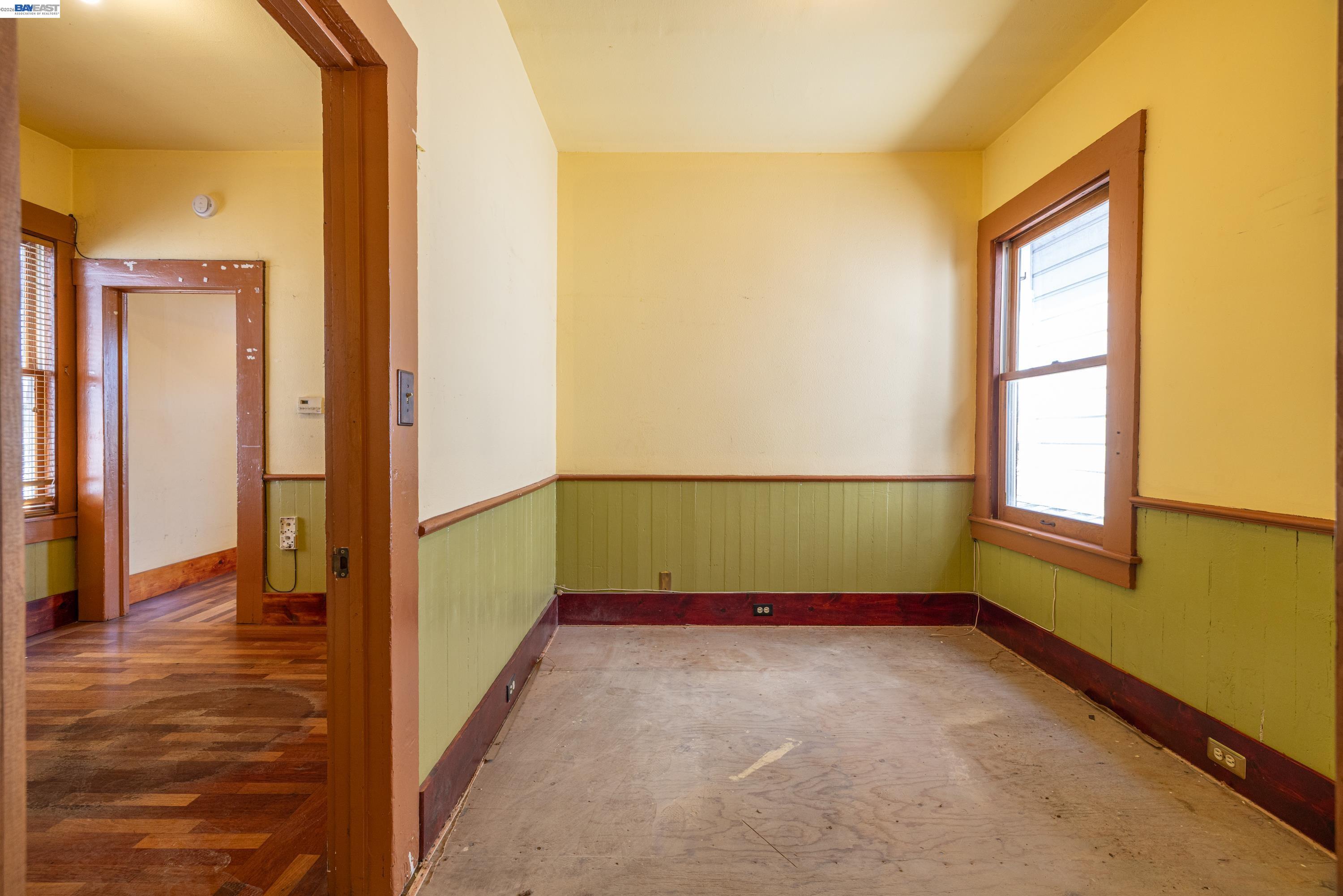 917 Central Ave