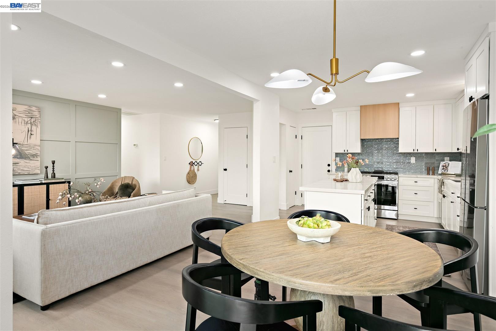 5557 Beau Ct