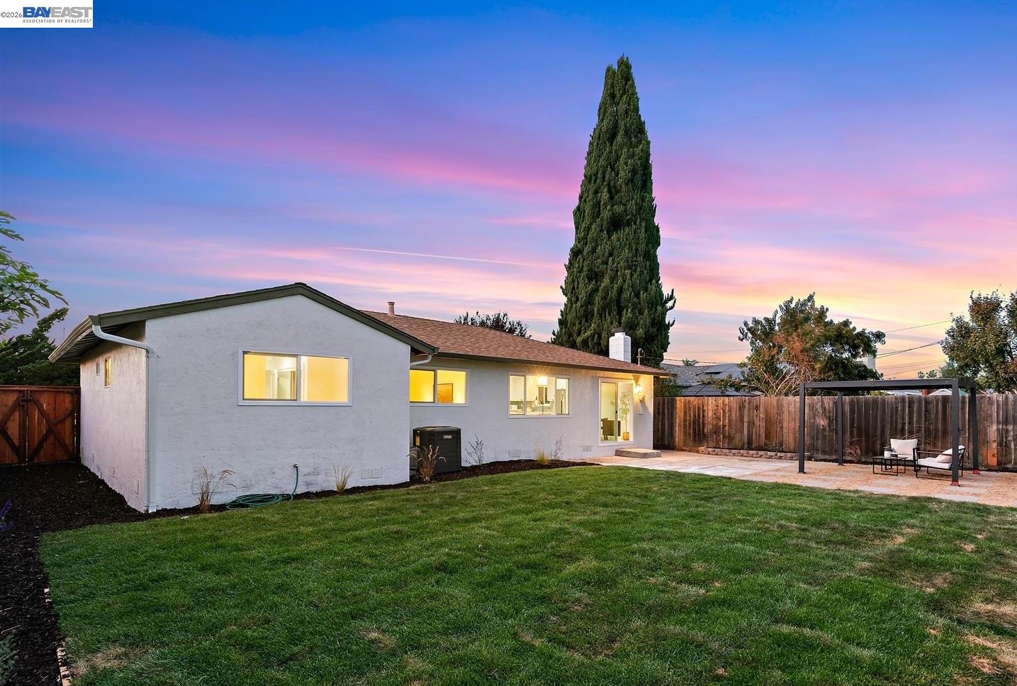 5557 Beau Ct