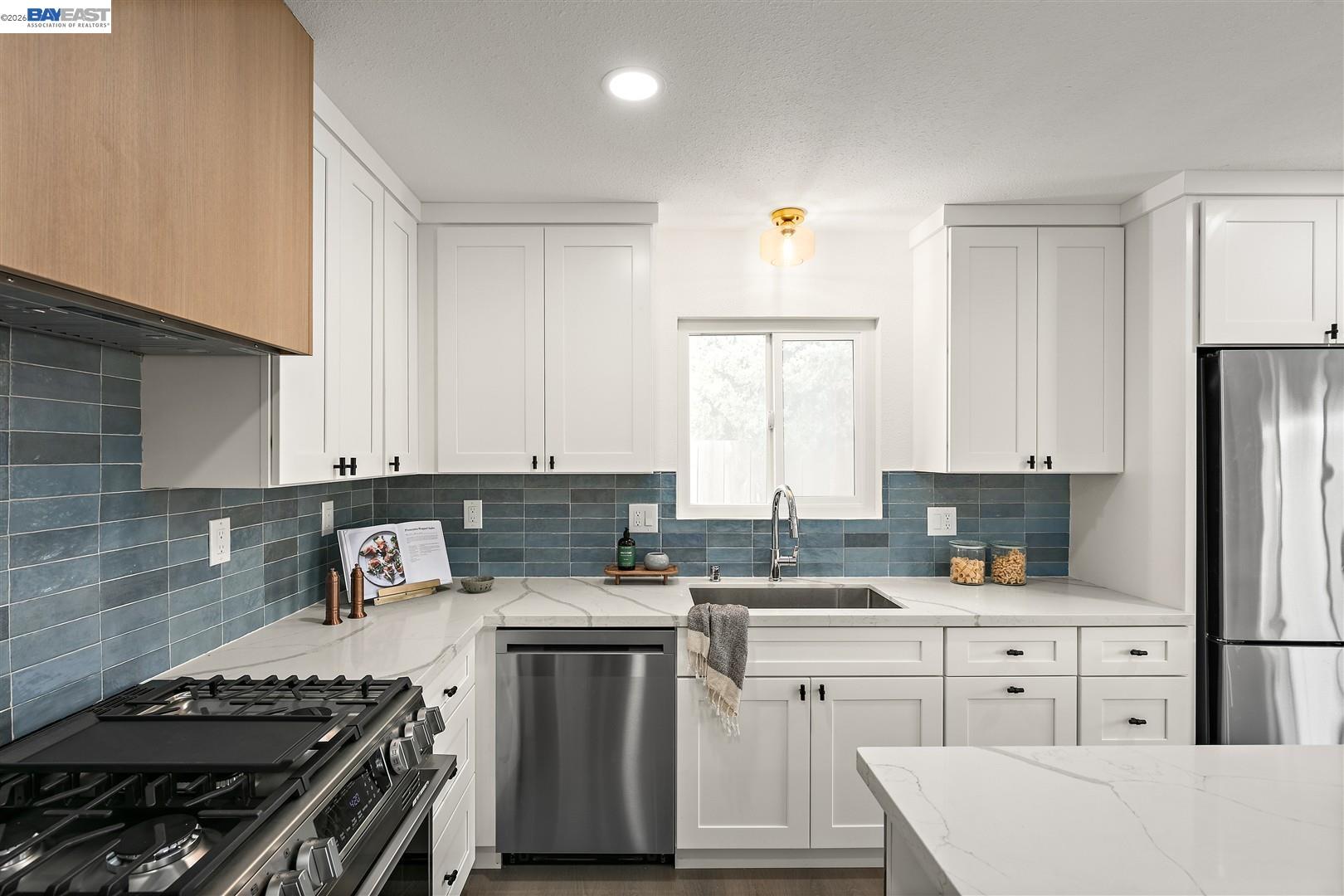 5557 Beau Ct