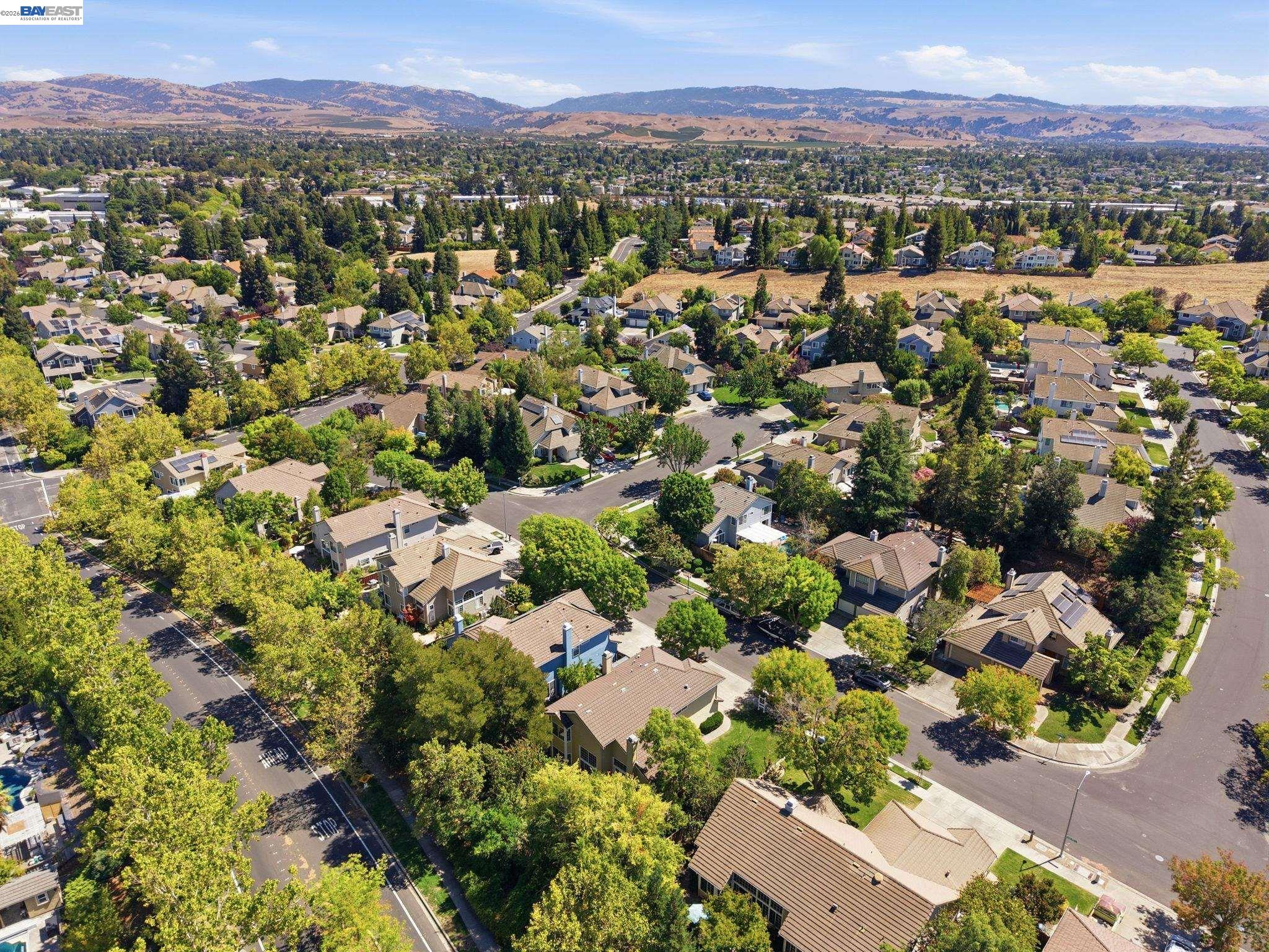 3716 Valley View Way