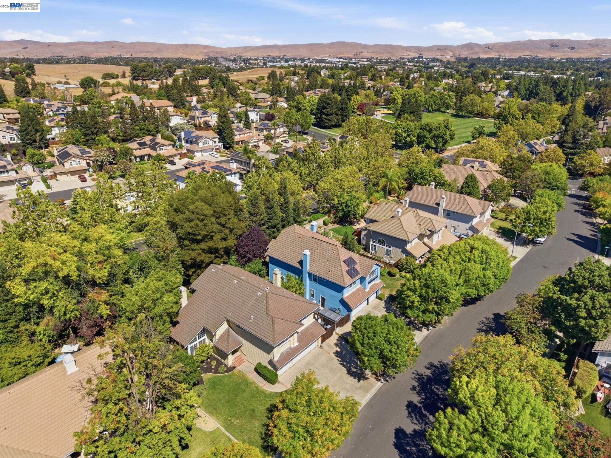 3716 Valley View Way