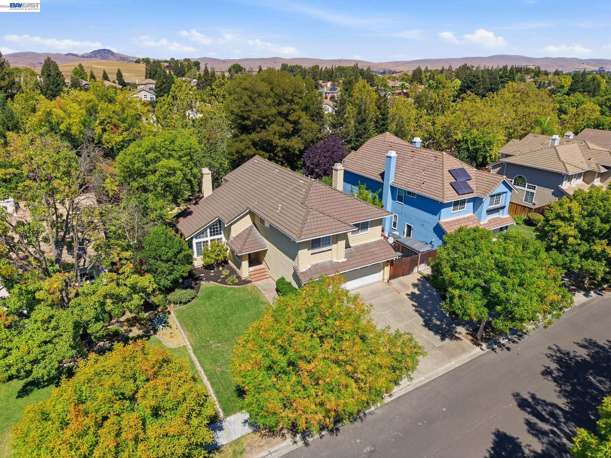 3716 Valley View Way