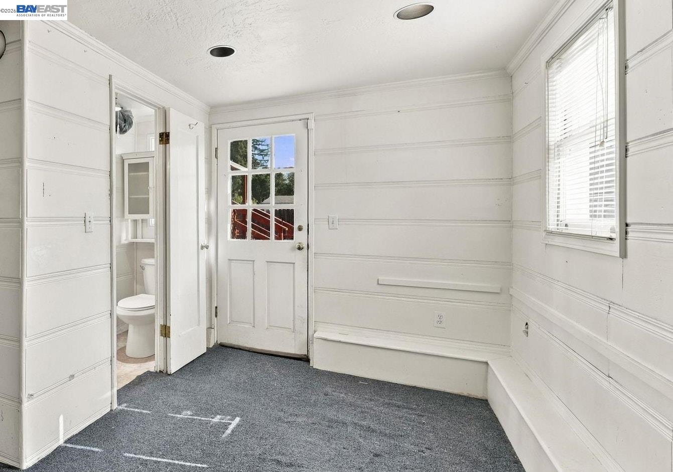 360 Warwick Ave