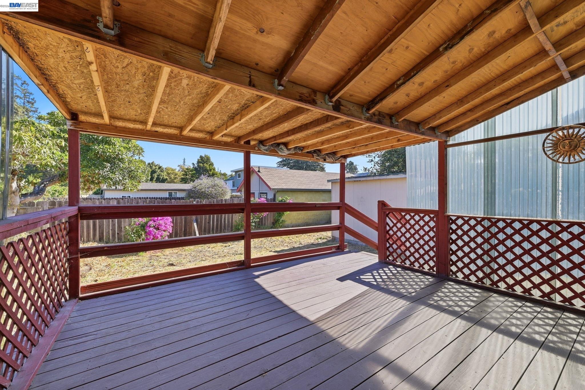360 Warwick Ave
