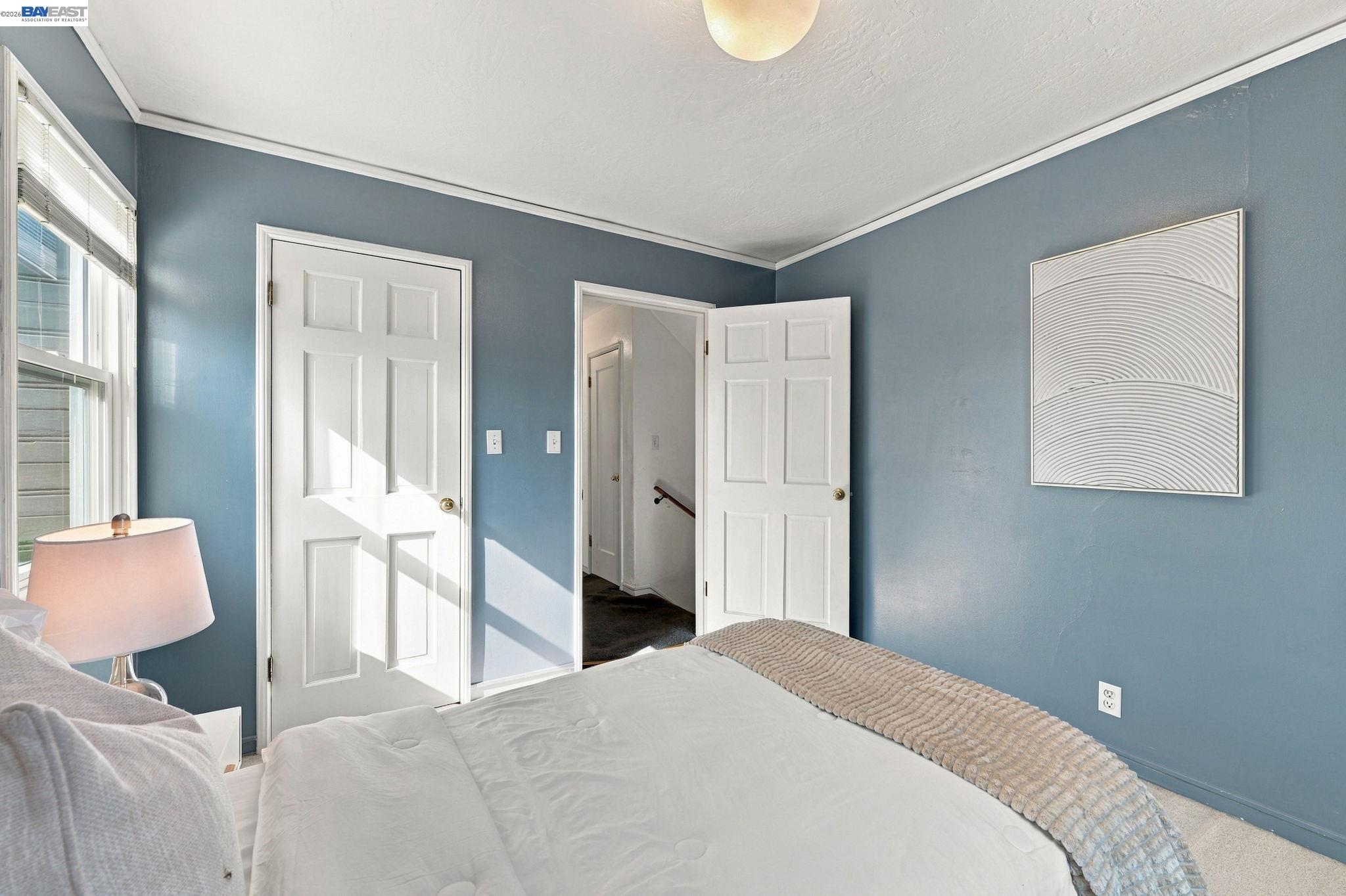 360 Warwick Ave