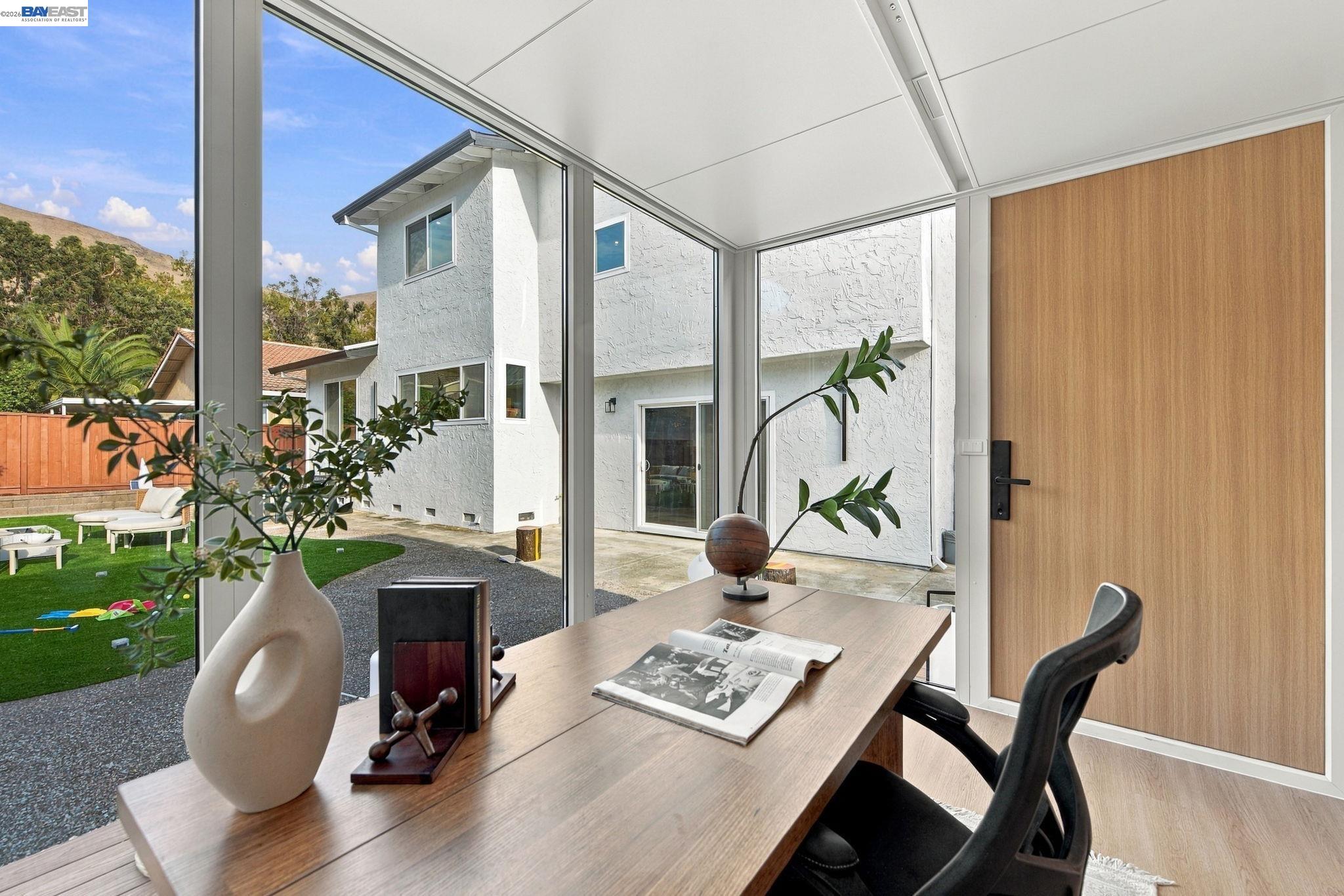 39477 Benavente Ave