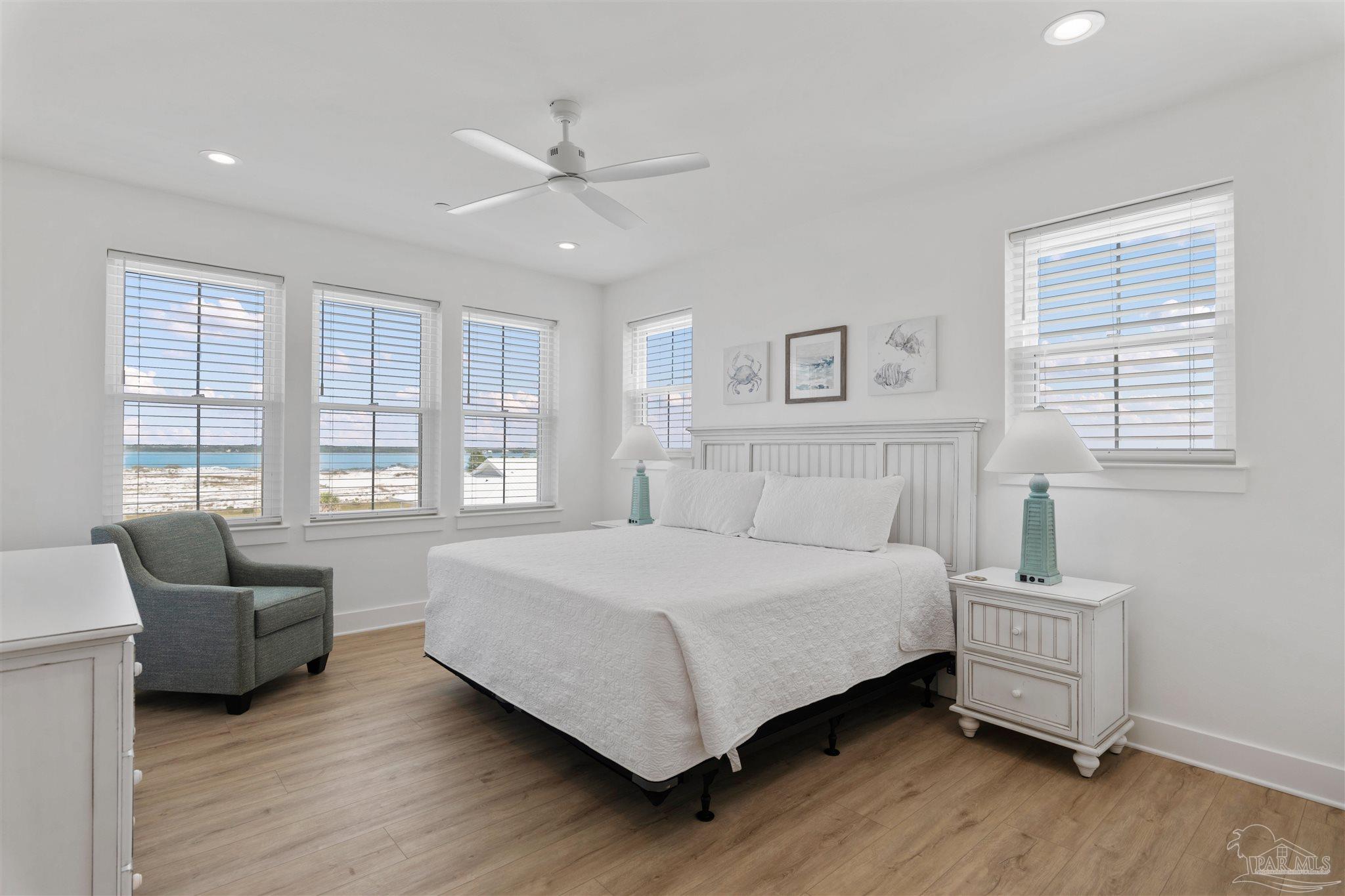 7854 Gulf Blvd
