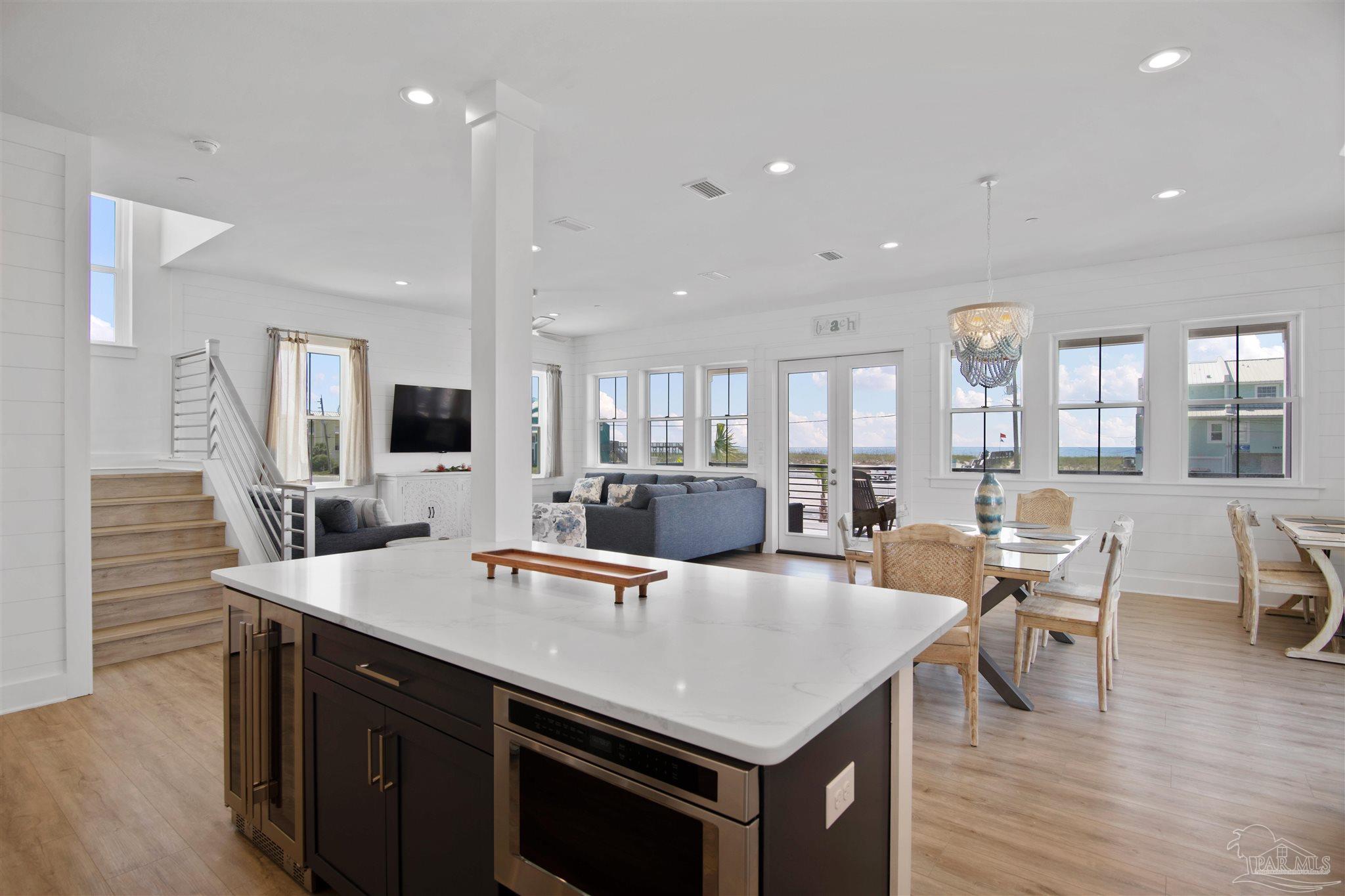 7854 Gulf Blvd