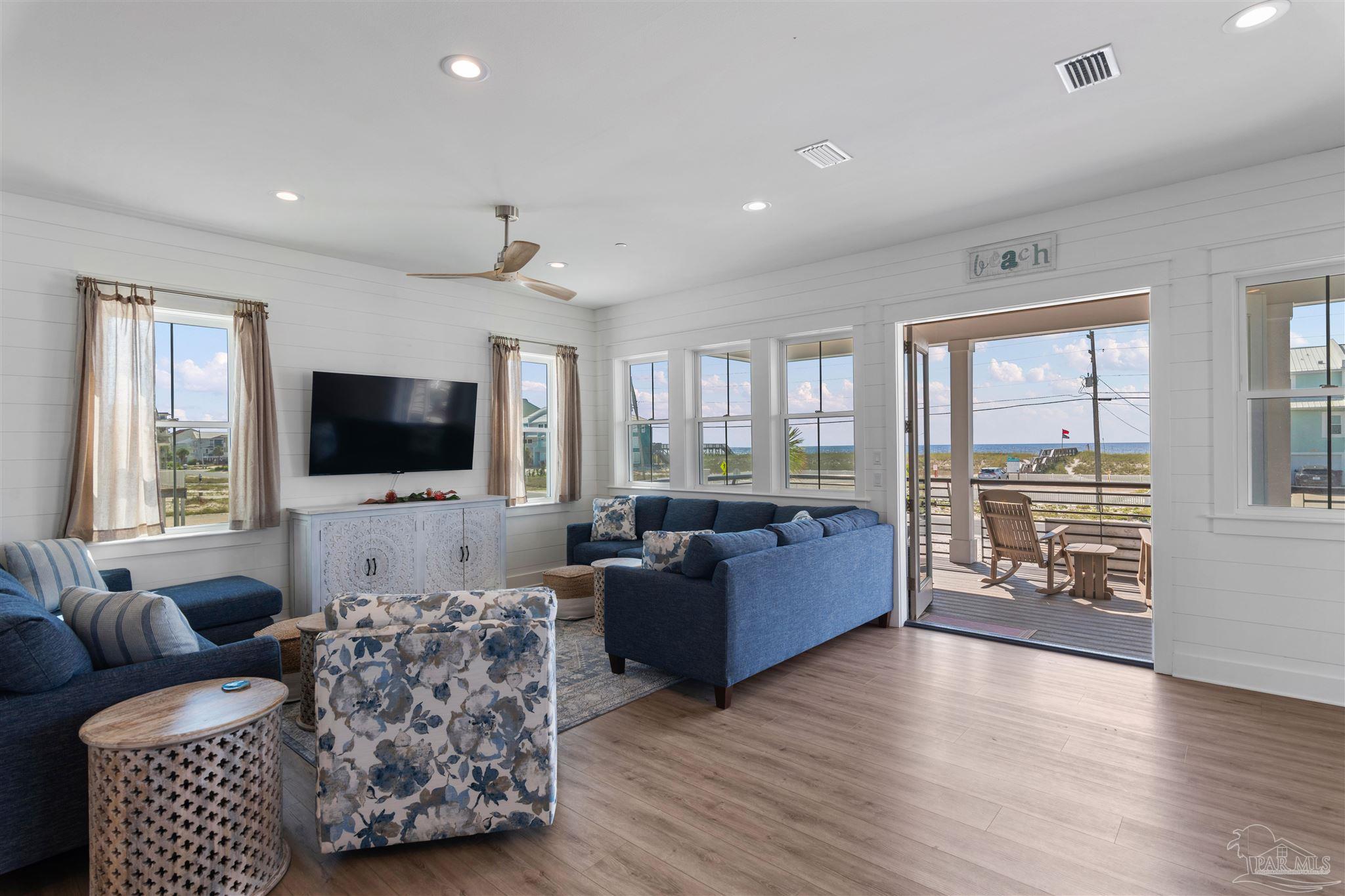 7854 Gulf Blvd