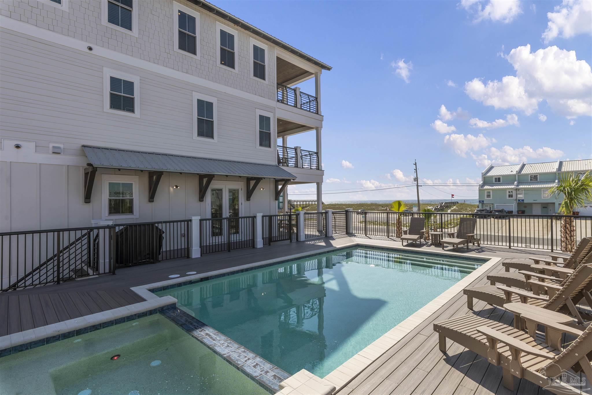 7854 Gulf Blvd