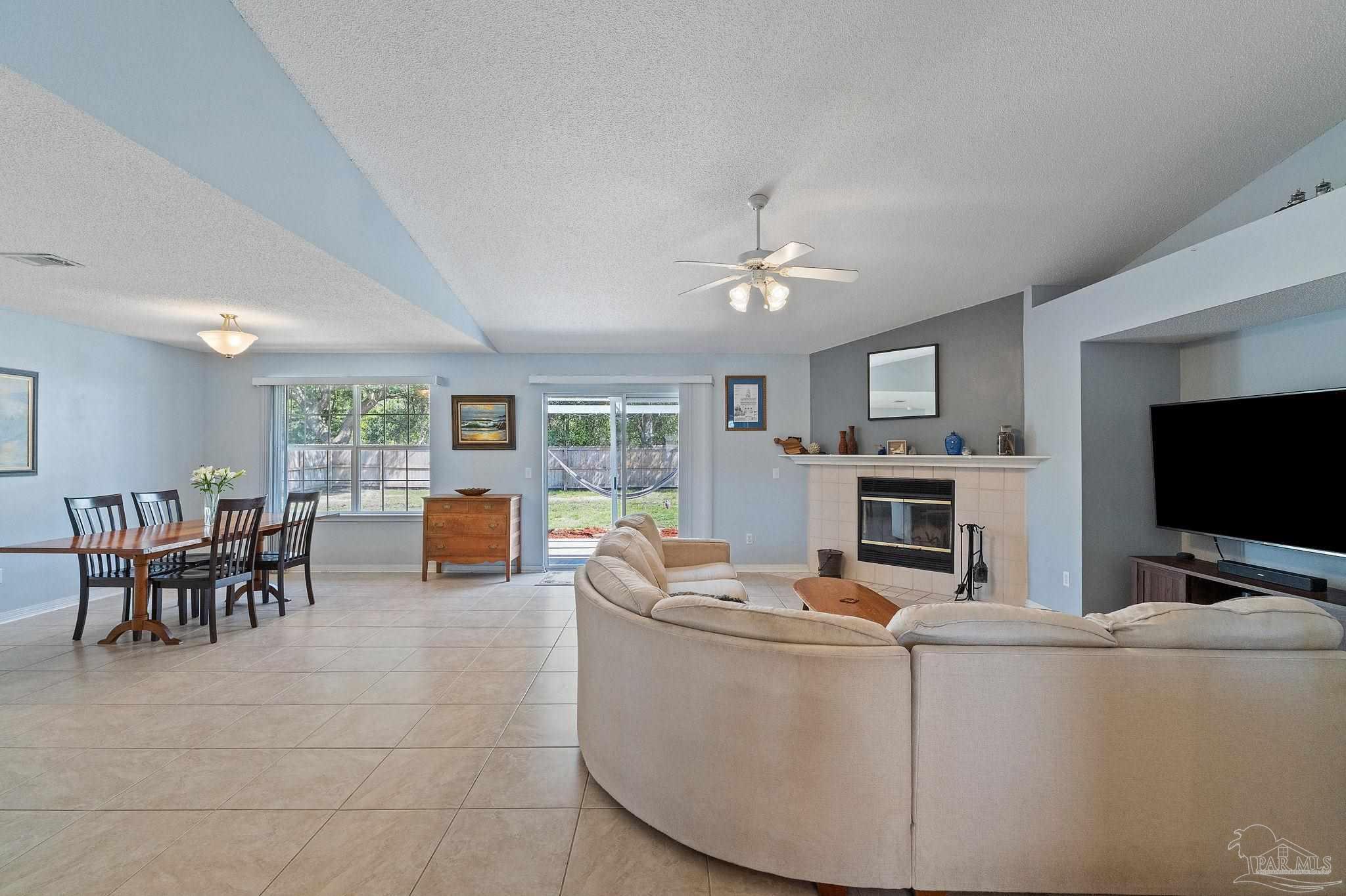 544 Batten Blvd