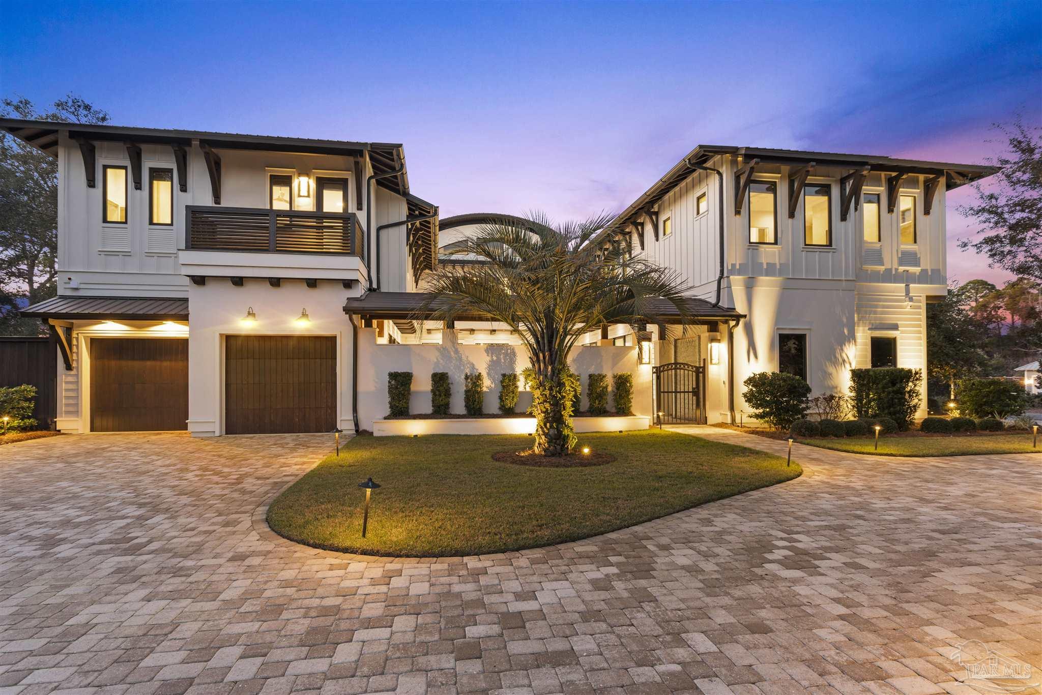 34 Suzanne Dr