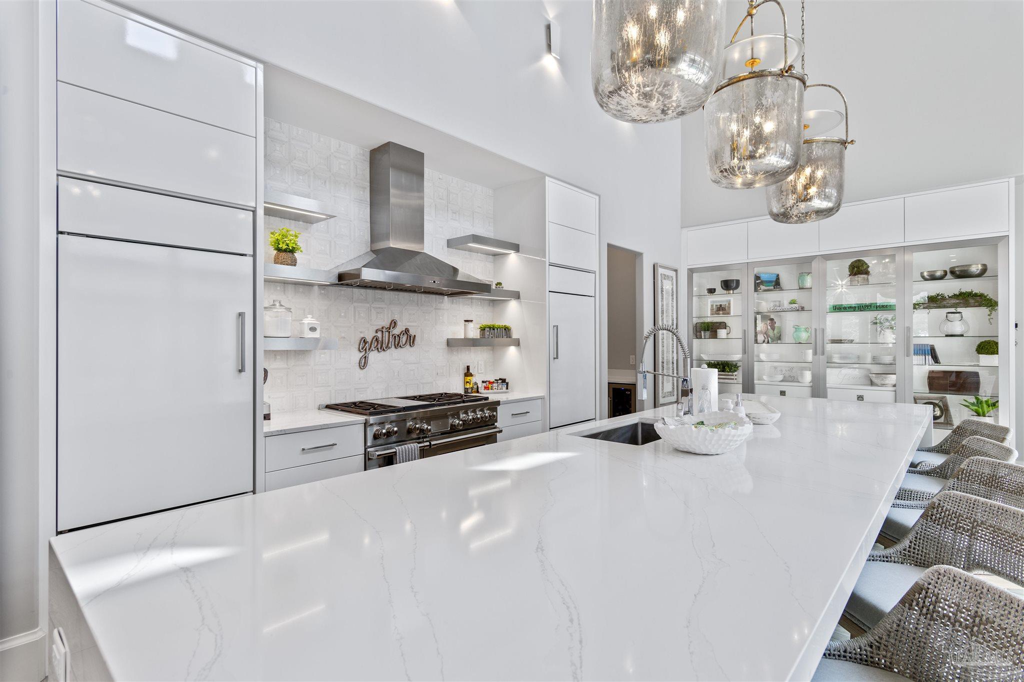 34 Suzanne Dr