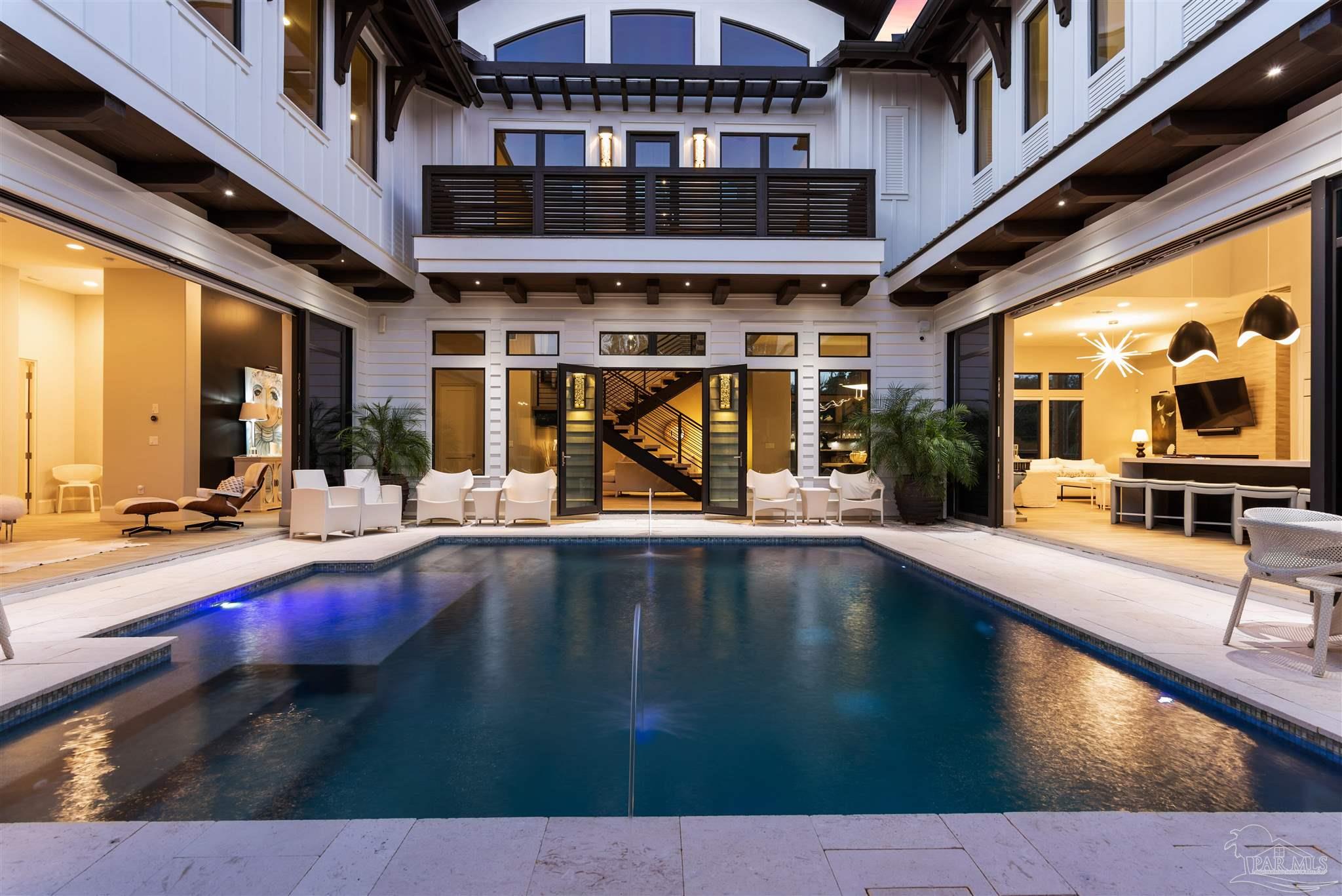 34 Suzanne Dr