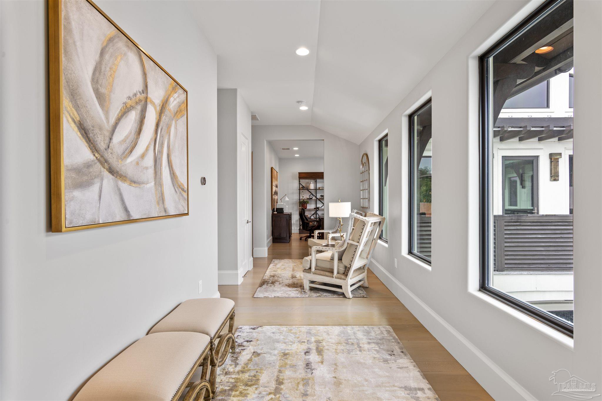 34 Suzanne Dr