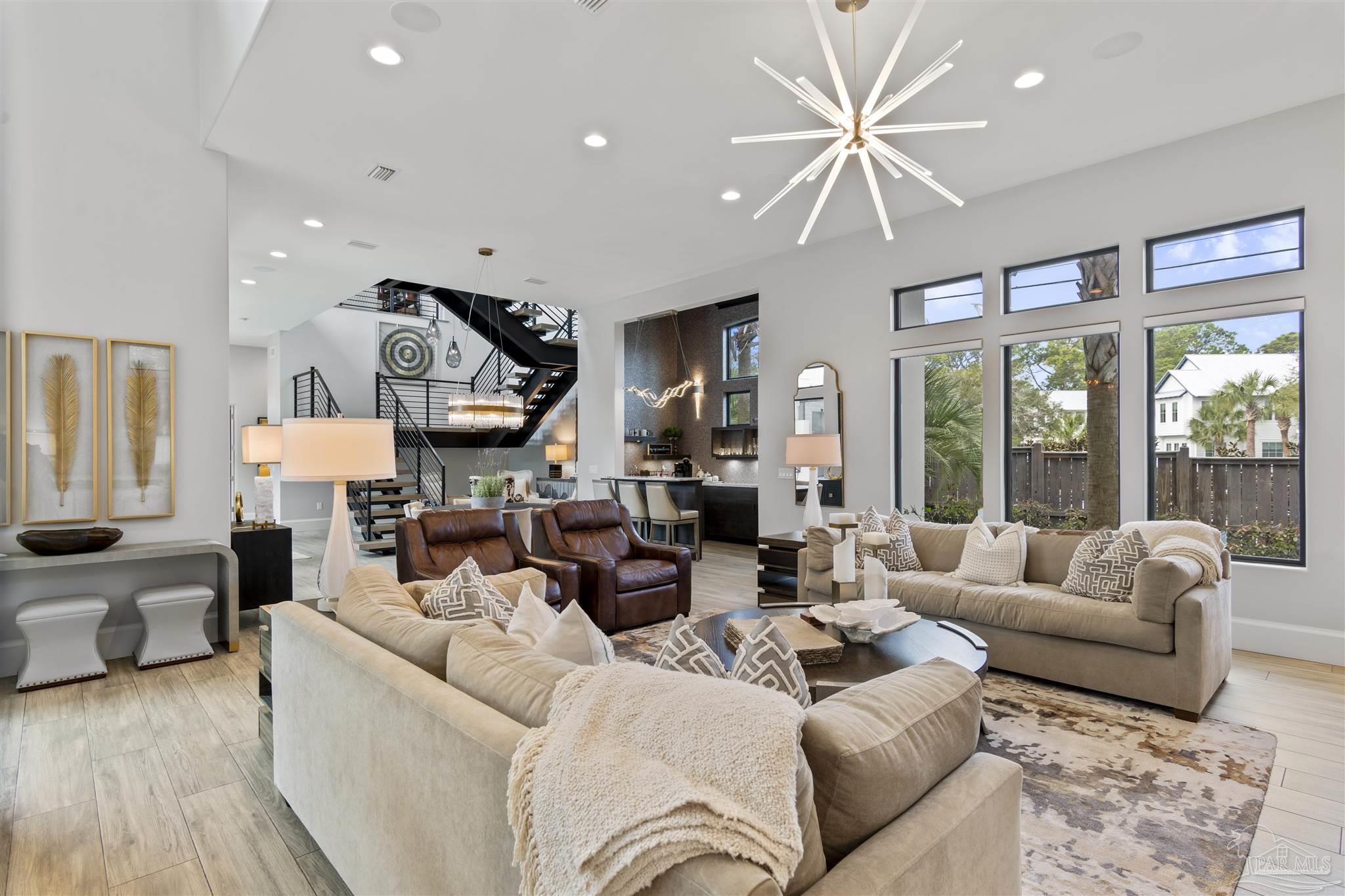 34 Suzanne Dr