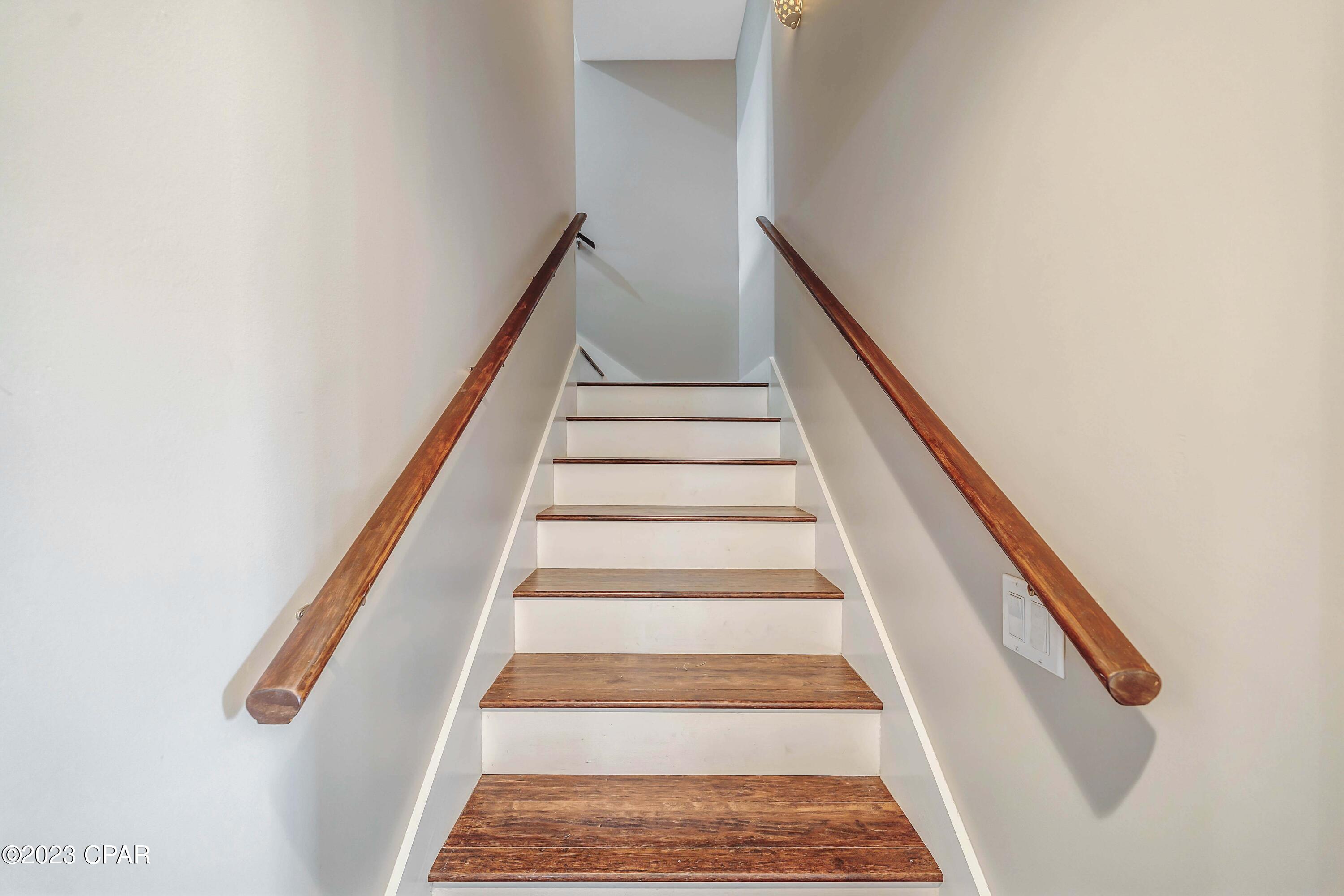 131 Moonlight Bay Drive