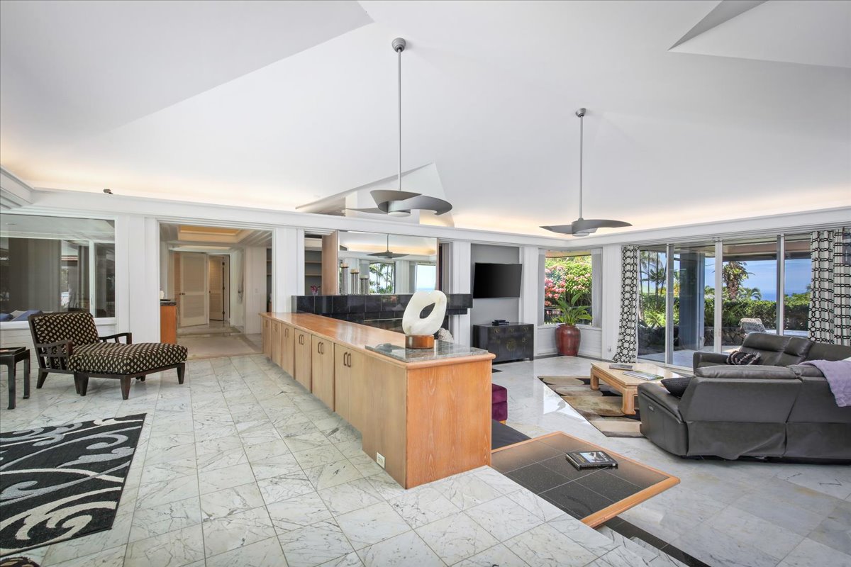 78-6855 KUHINANUI ST