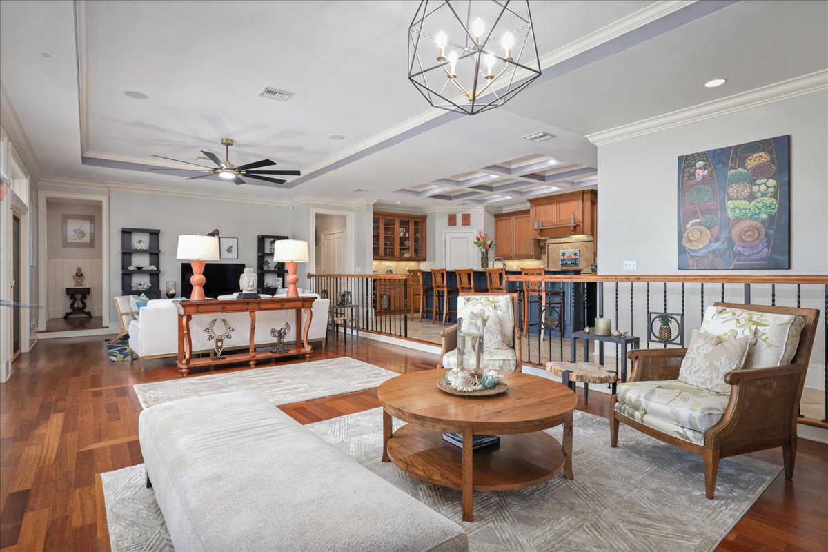 78-6804 KUHINANUI ST