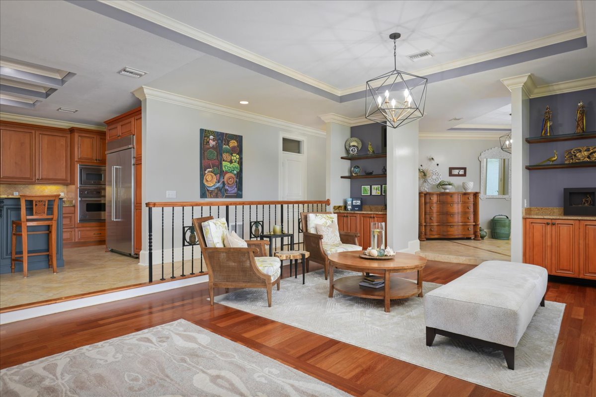 78-6804 KUHINANUI ST