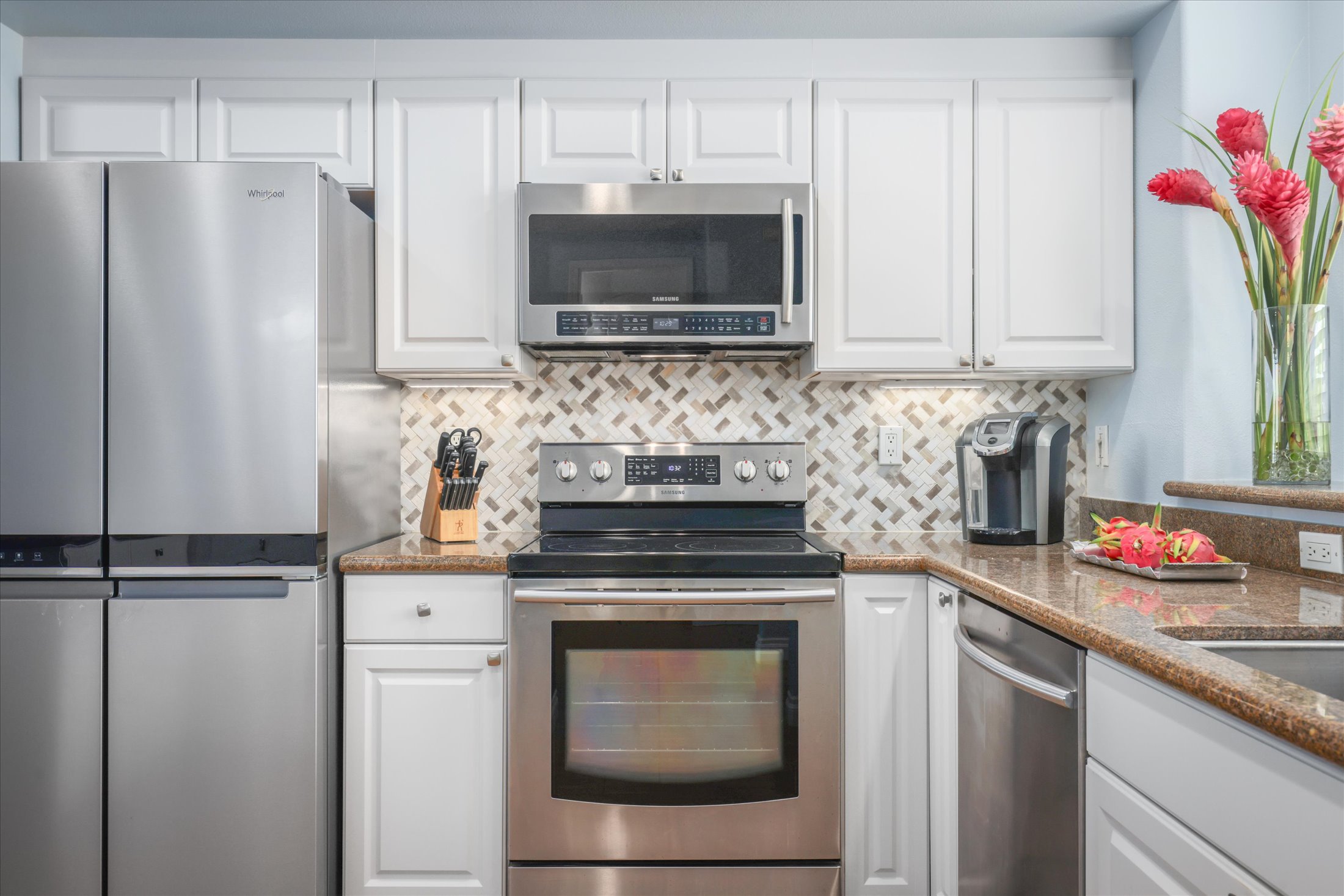 75-6060 KUAKINI HWY D3