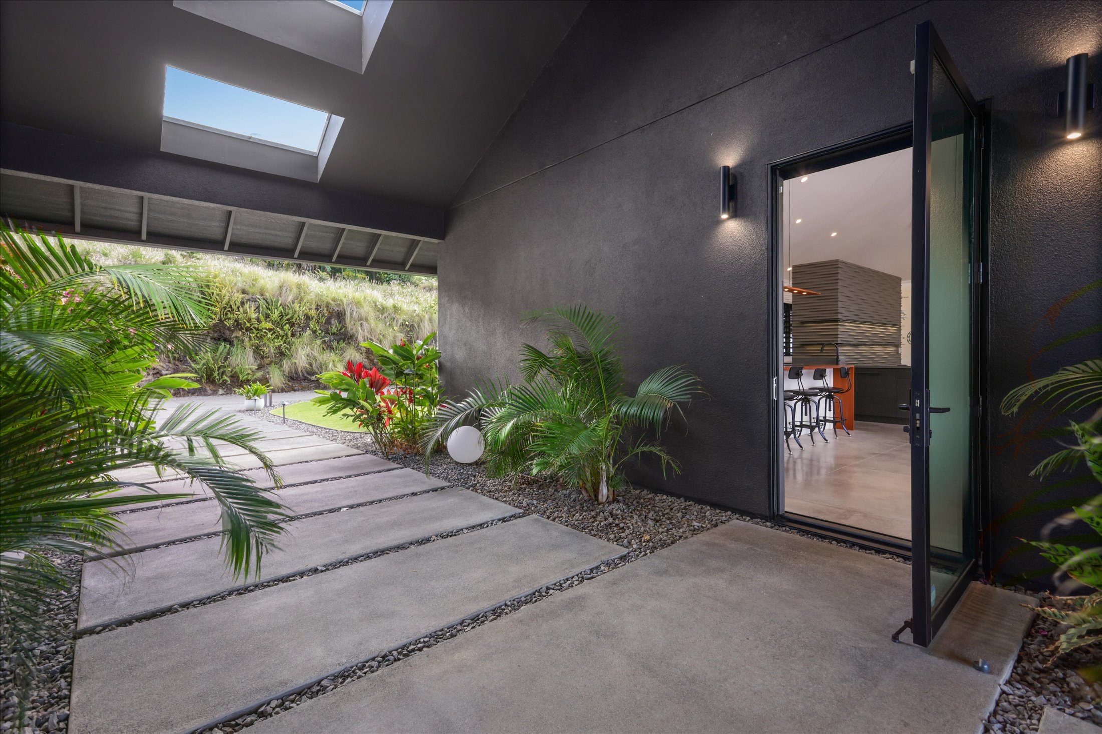 72-4136 AWALUA PL
