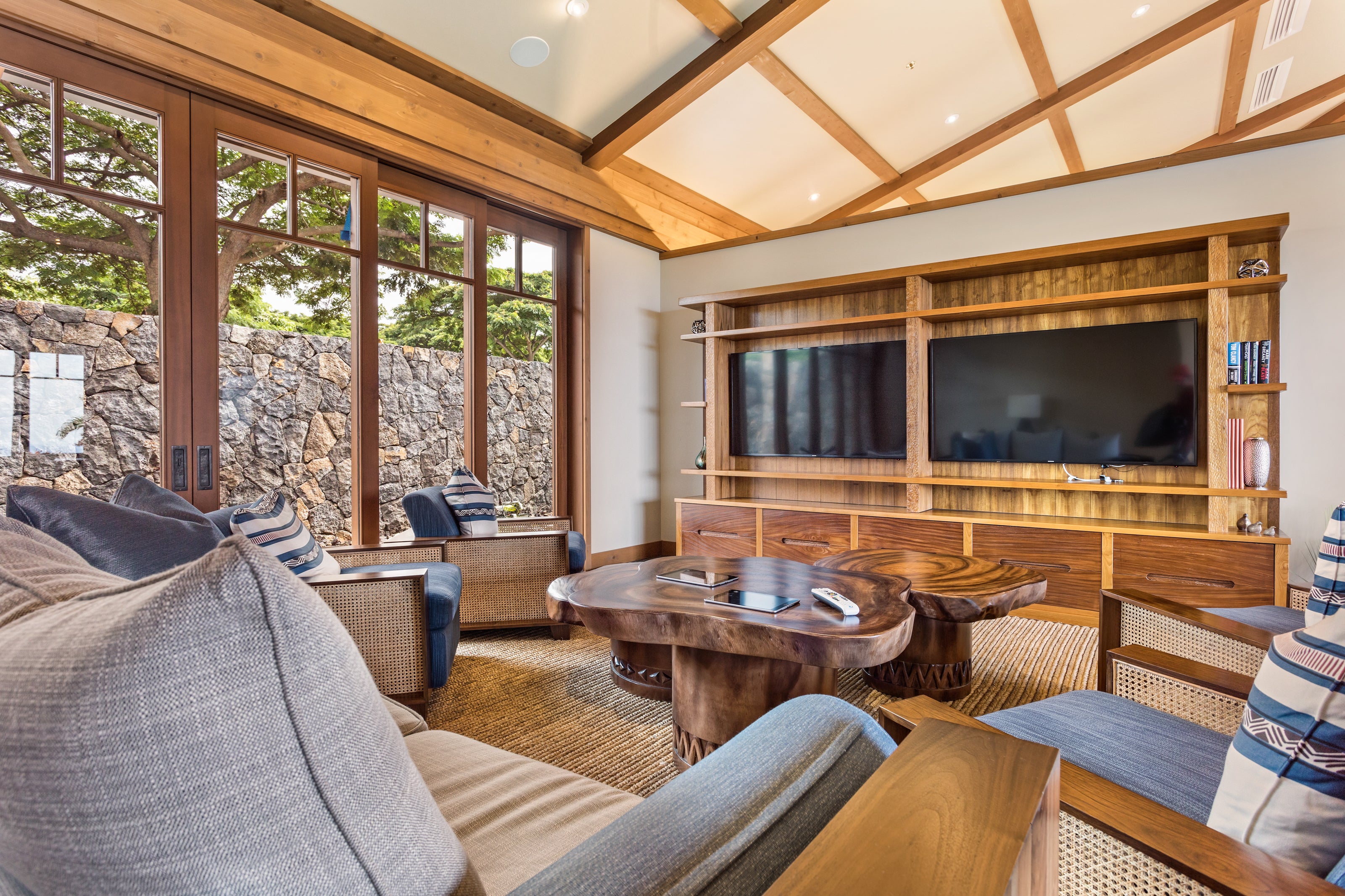81-6507 LAUPAI WAY