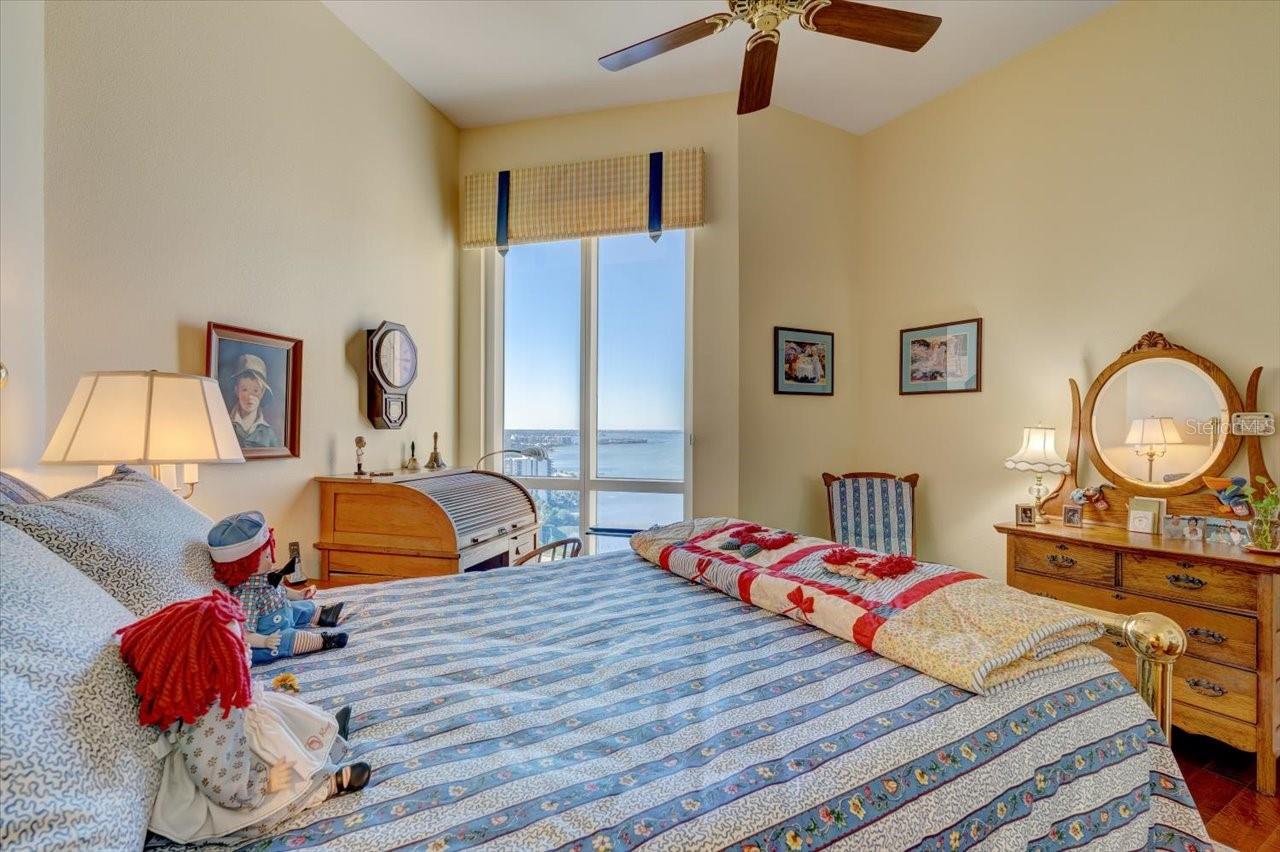 331 CLEVELAND ST #2203