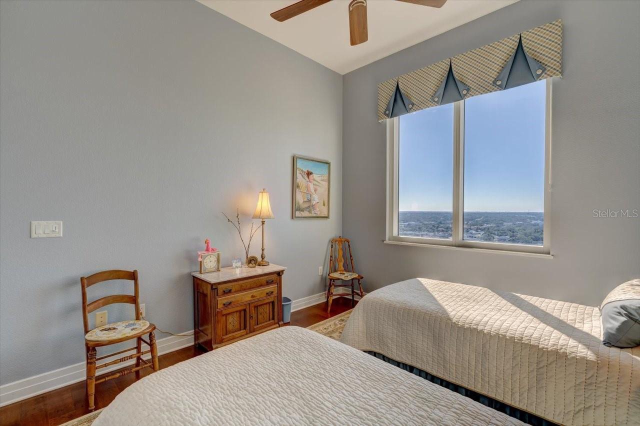 331 CLEVELAND ST #2203