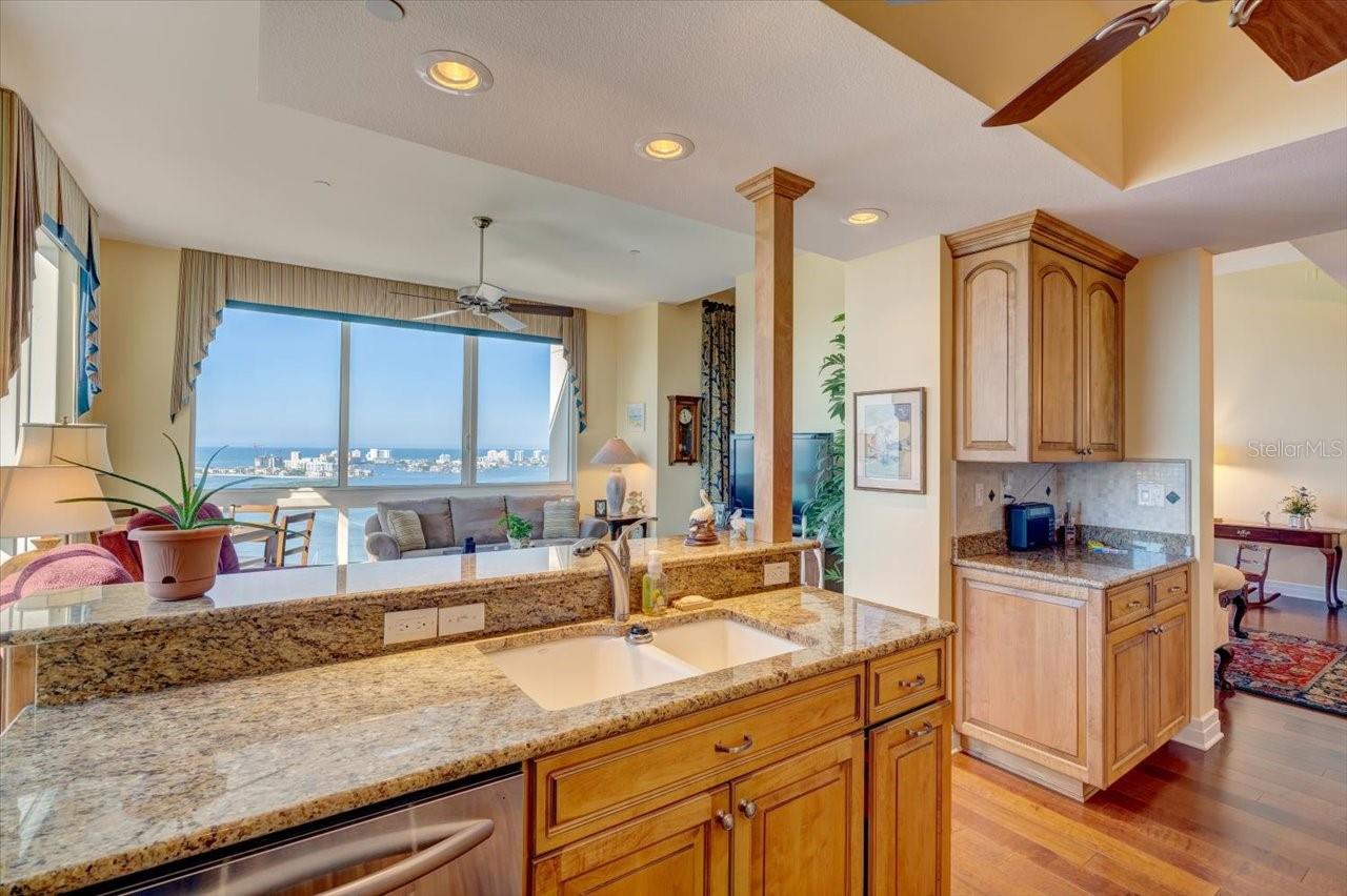 331 CLEVELAND ST #2203