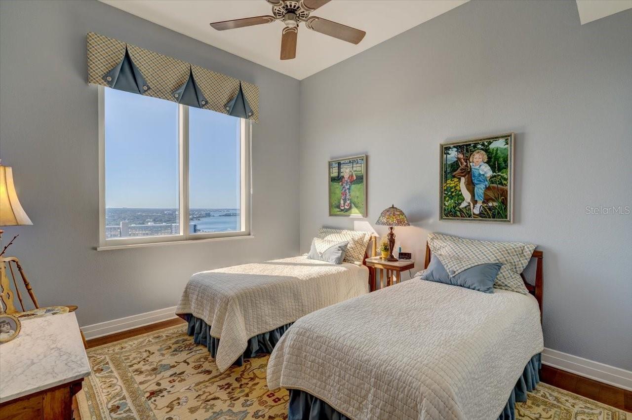 331 CLEVELAND ST #2203